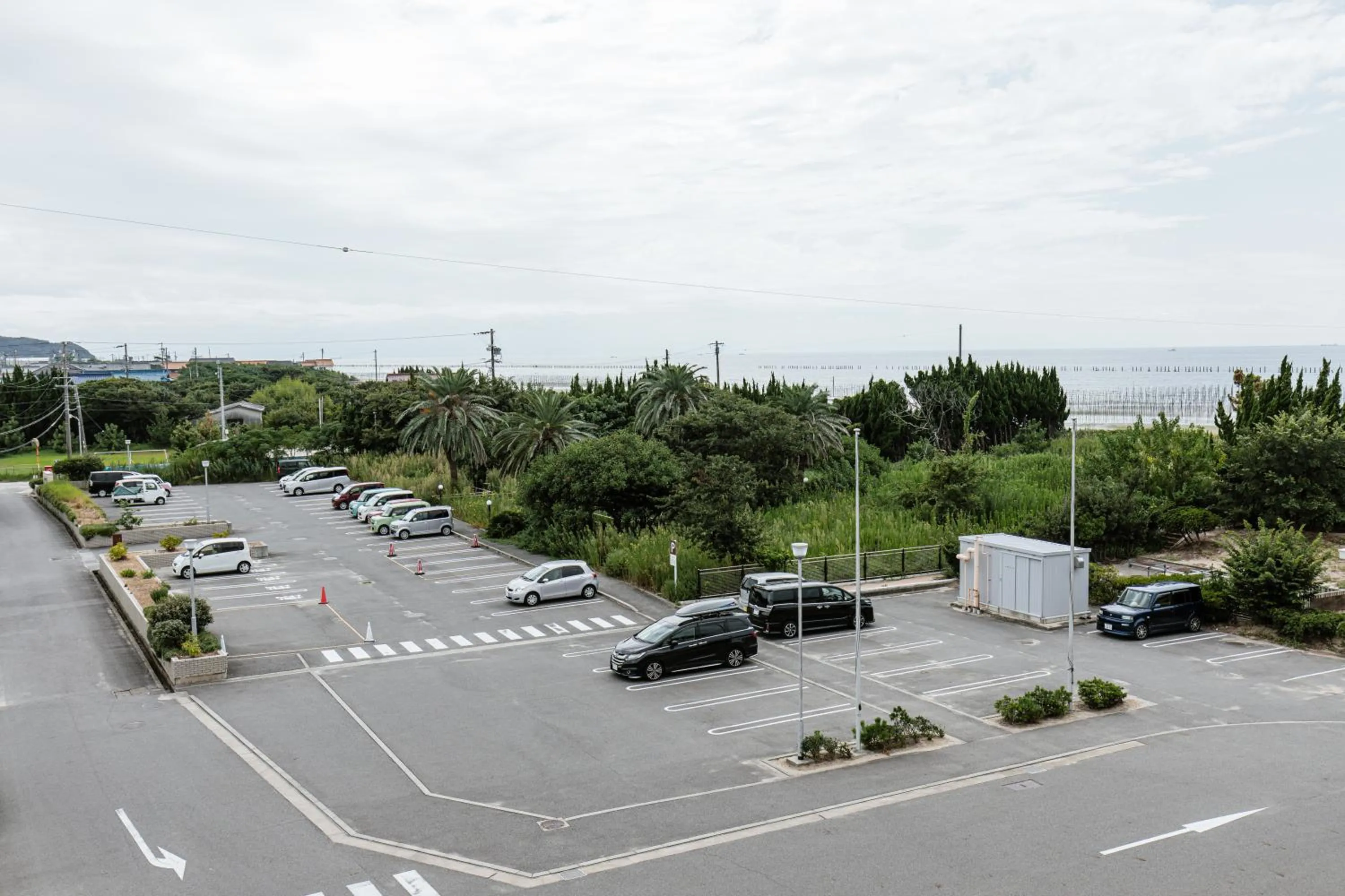 Parking in KAMENOI HOTEL Chitamihama