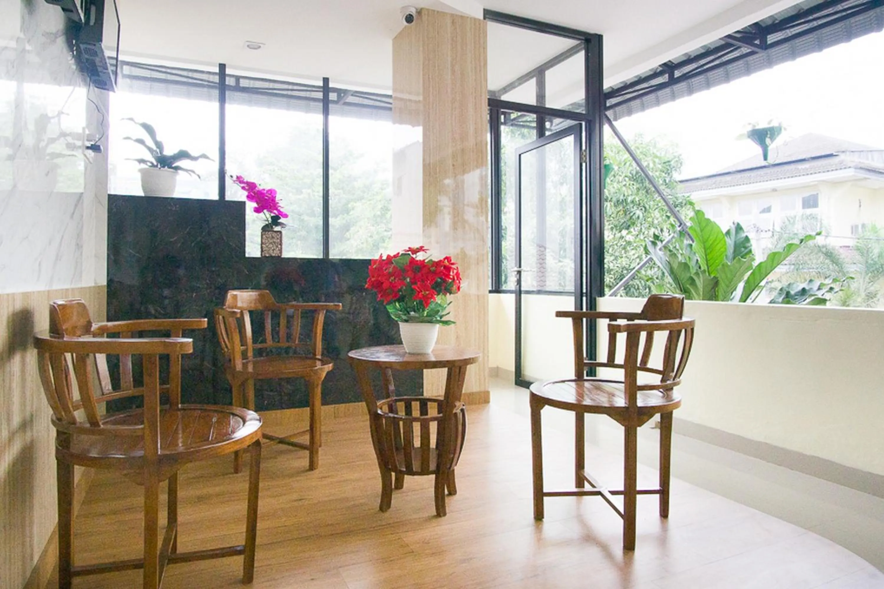 Breakfast in RedDoorz @ RS Adam Malik Medan