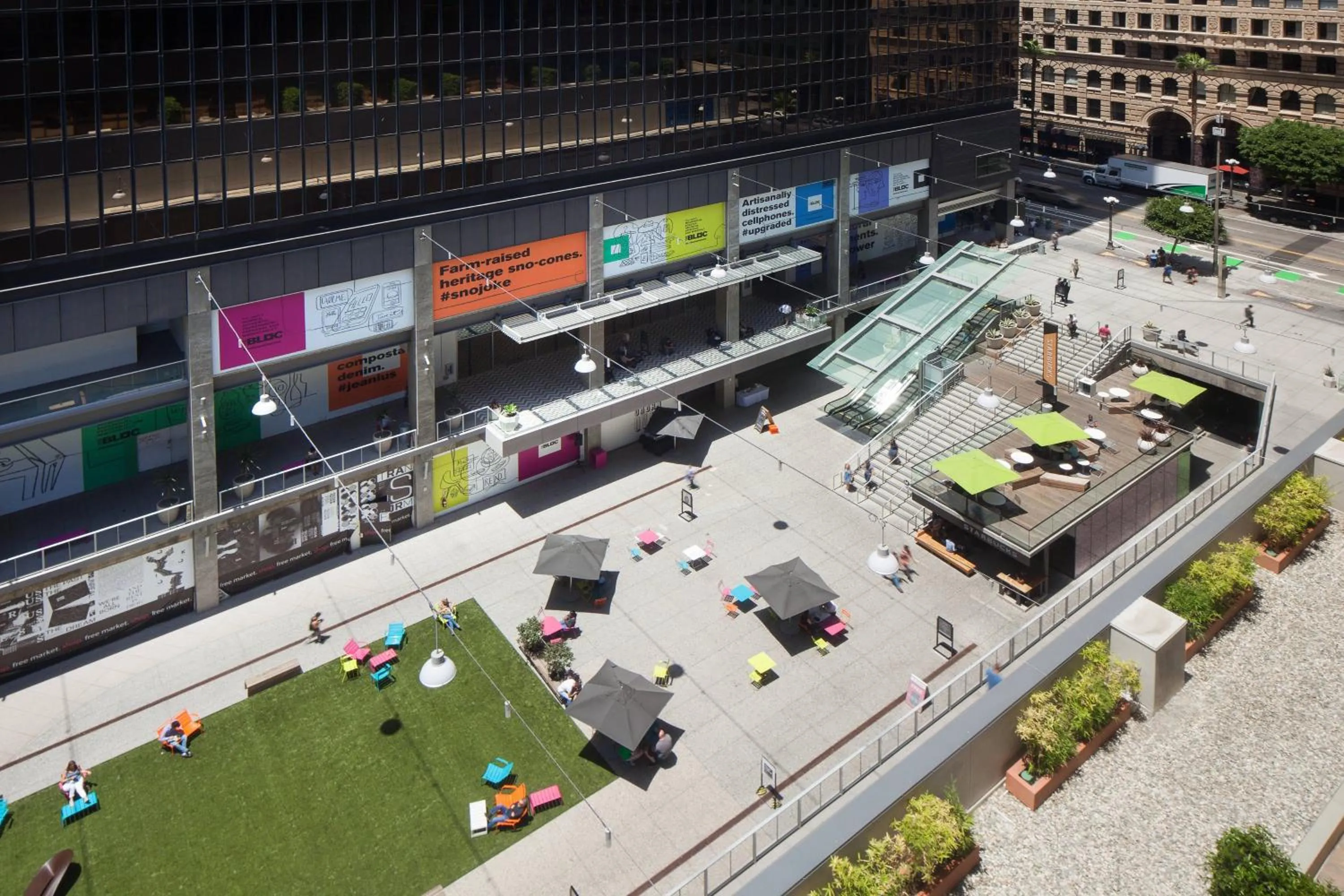 Photo of the whole room in Sheraton Grand Los Angeles