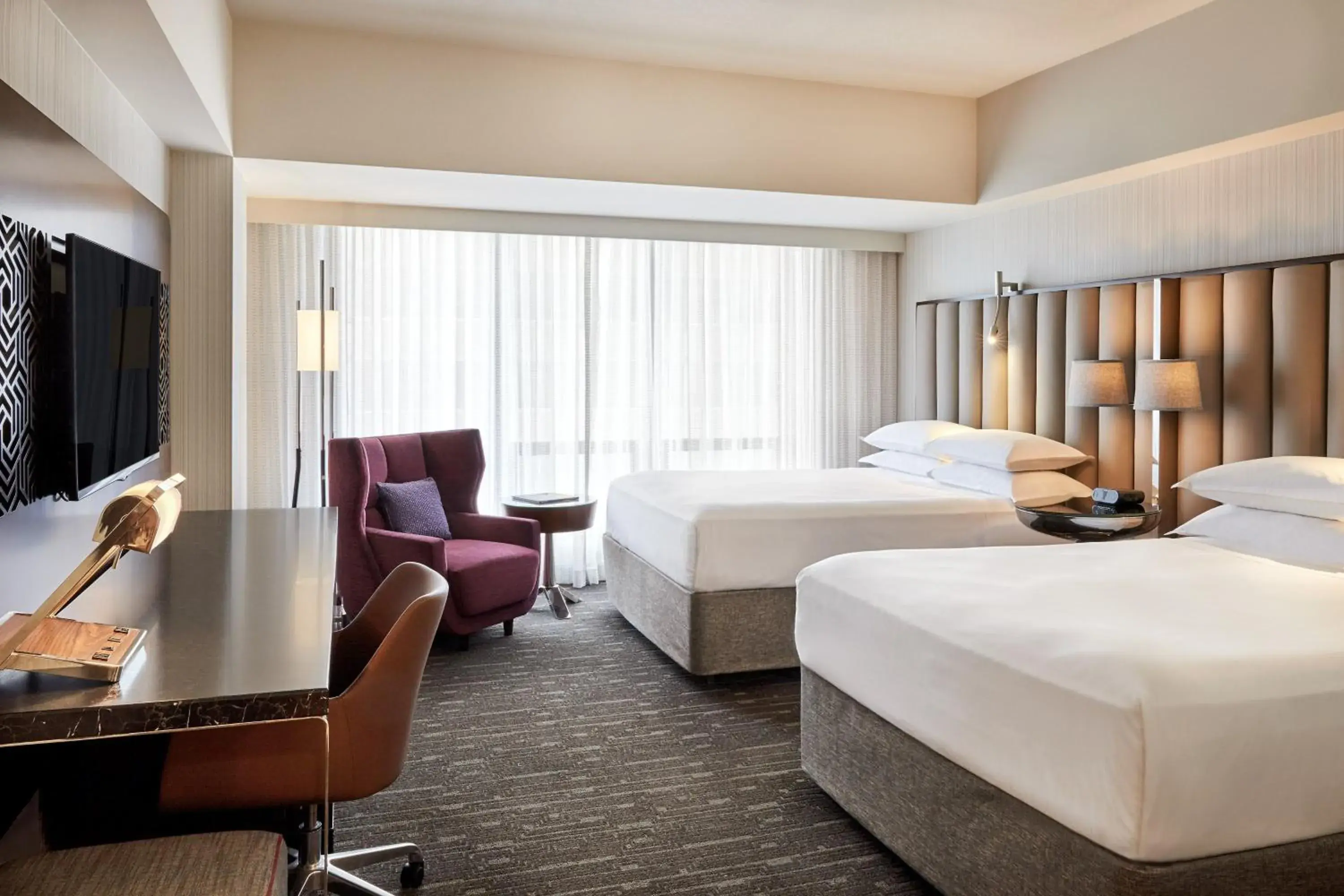 Traditional, Guest room, 2 Queen in Sheraton Grand Los Angeles Traditional, Guest room, 2 Queen in Sheraton Grand Los Angeles