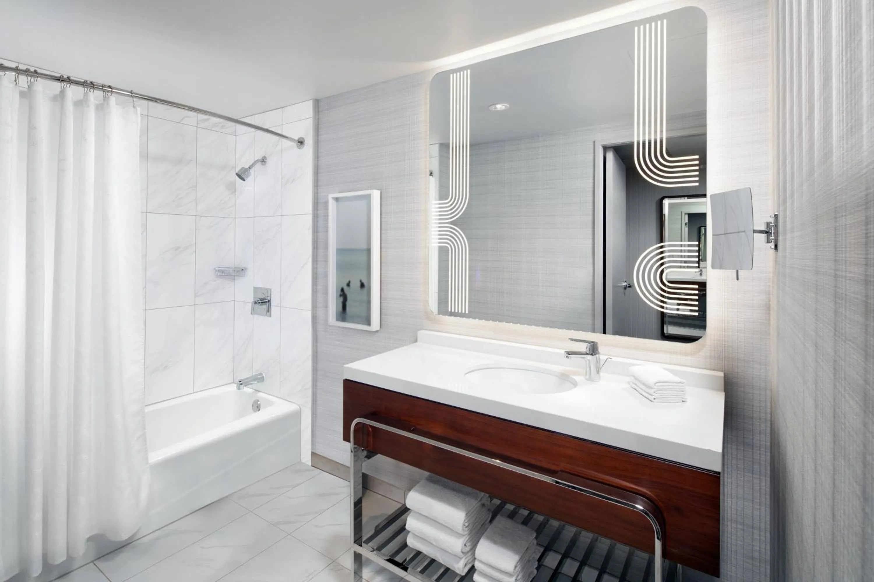 Bathroom in Sheraton Grand Los Angeles