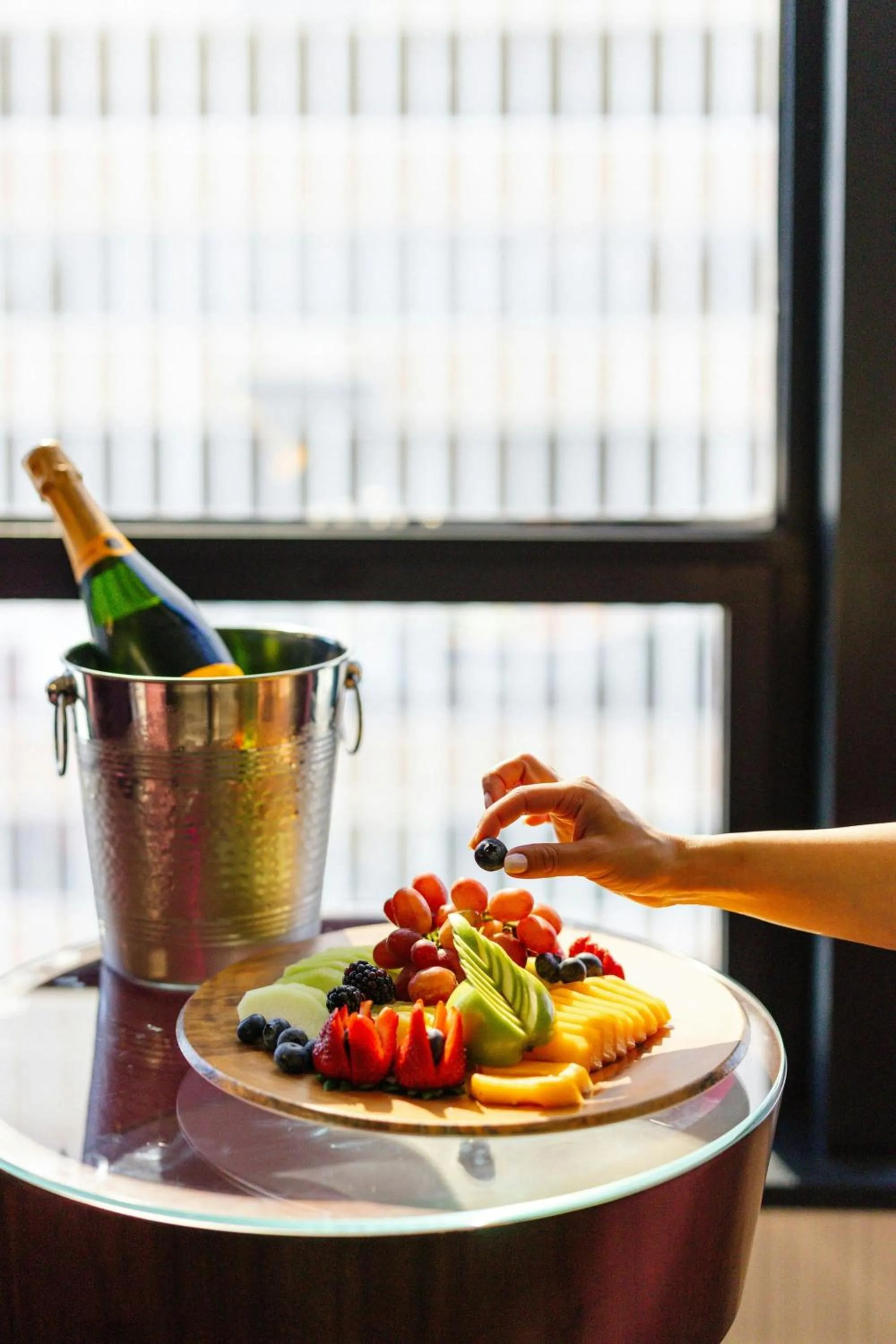 Restaurant/places to eat in Sheraton Grand Los Angeles