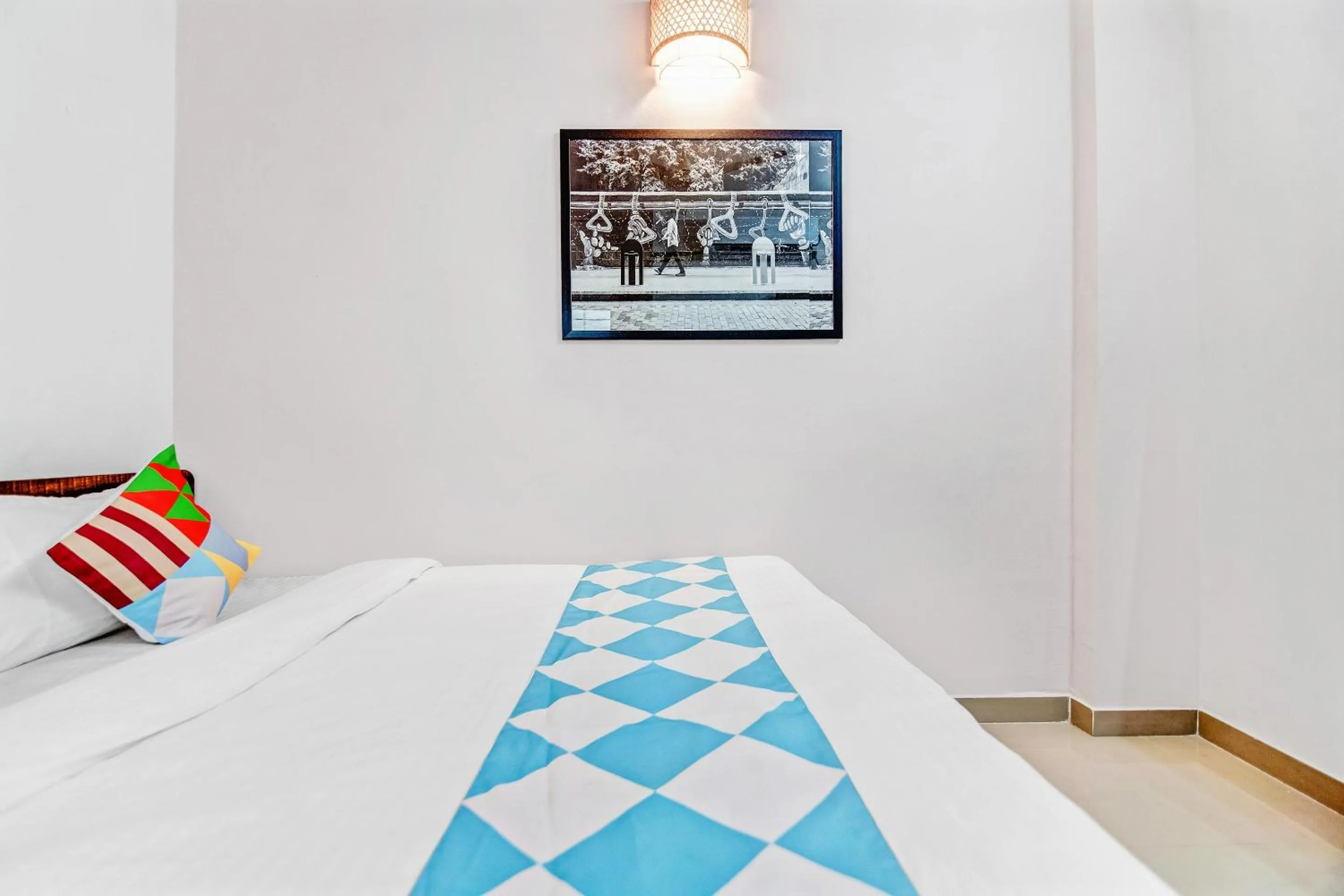 Bedroom, Bed in Hotel O Home Elegant RK Fursungi