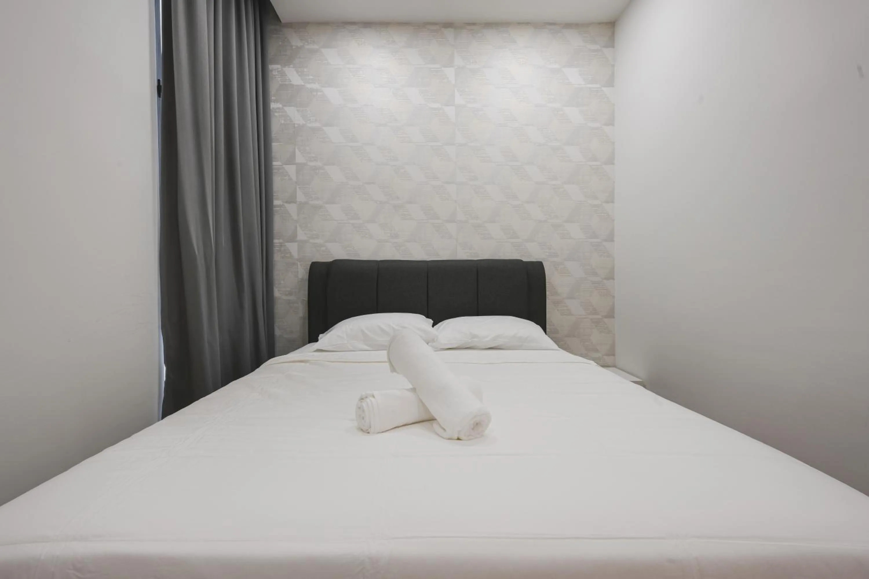 Bed in H20 Residence Ara Damansara by Airhost