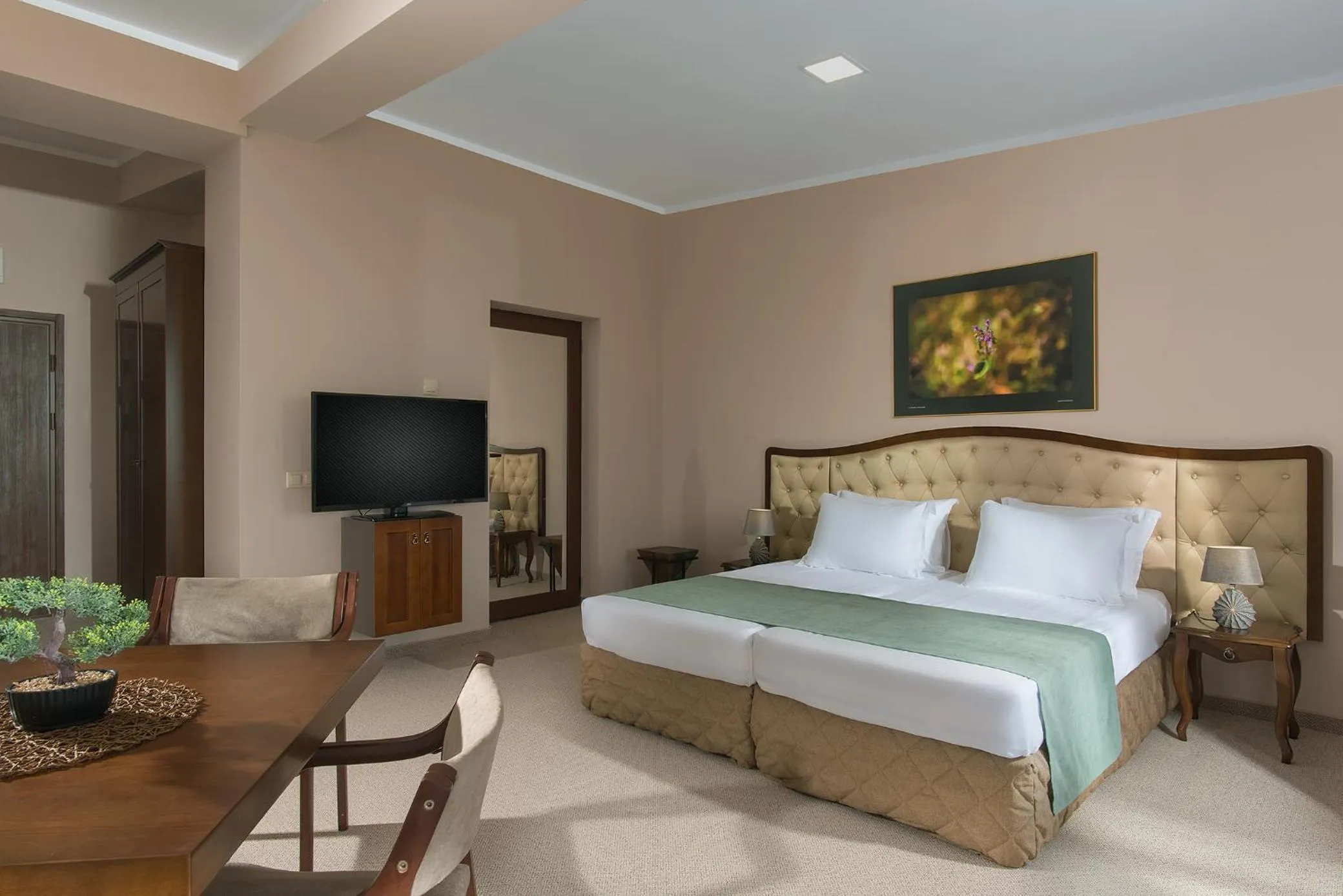 Photo of the whole room, Bed in Hotel Villa Magus