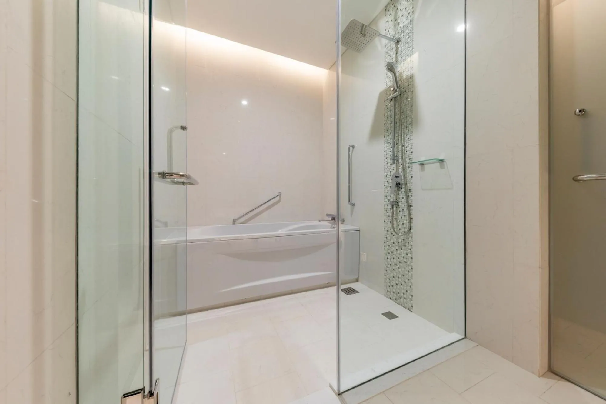 Bathroom in Solaria Nishitetsu Hotel Bangkok