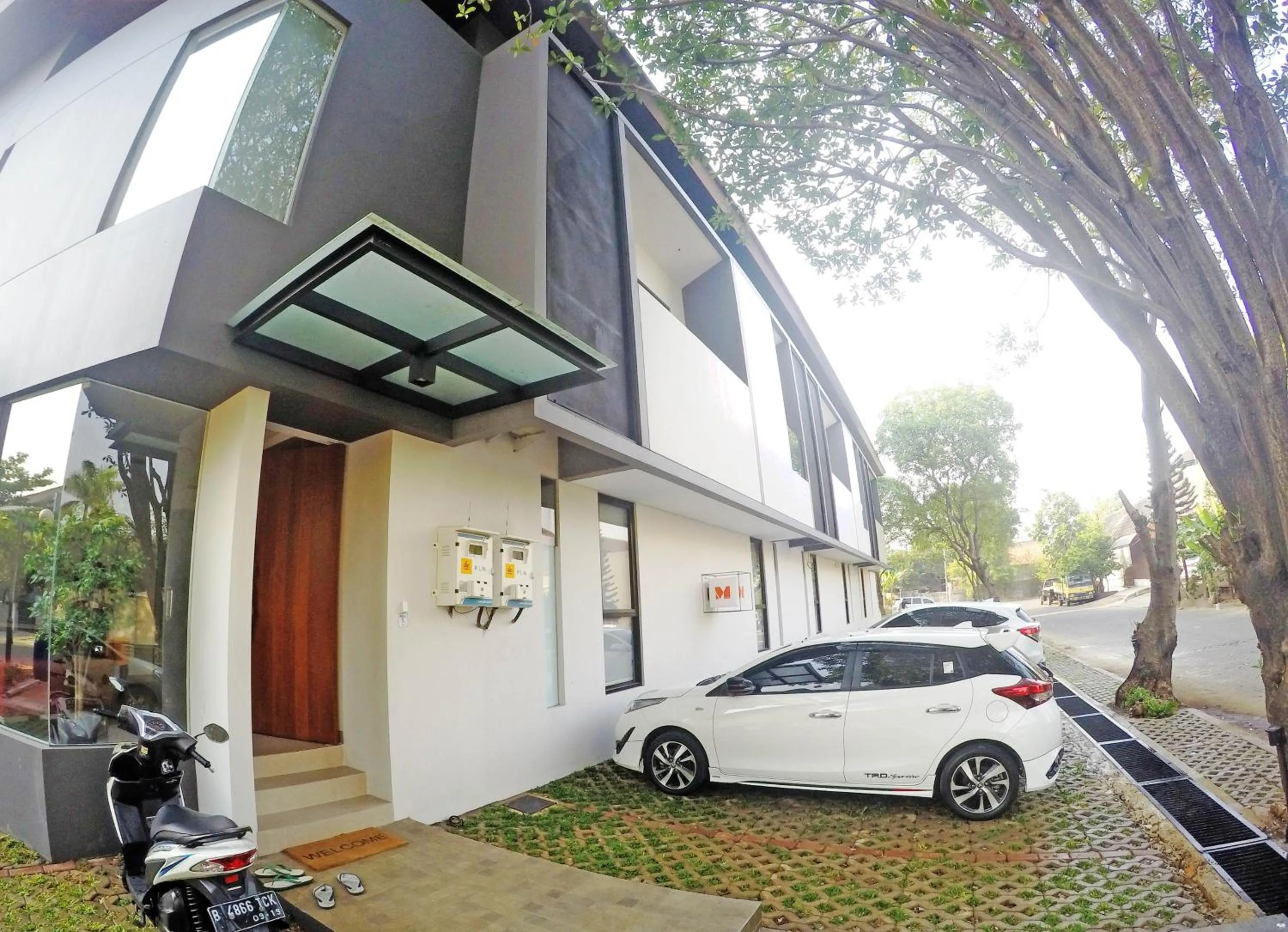 Property building in HM SOCIAL Karawaci