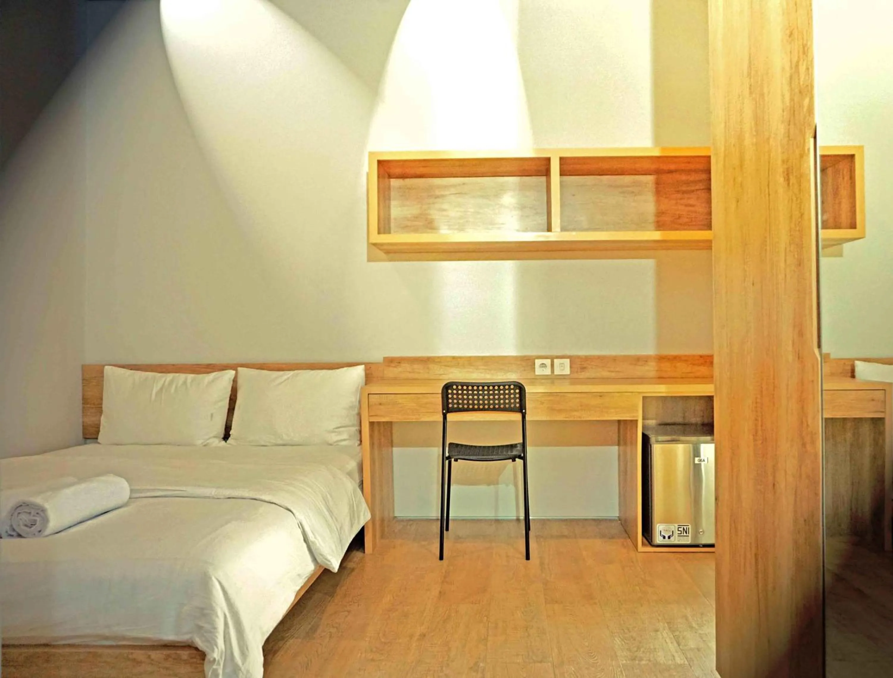 Bed in HM SOCIAL Karawaci