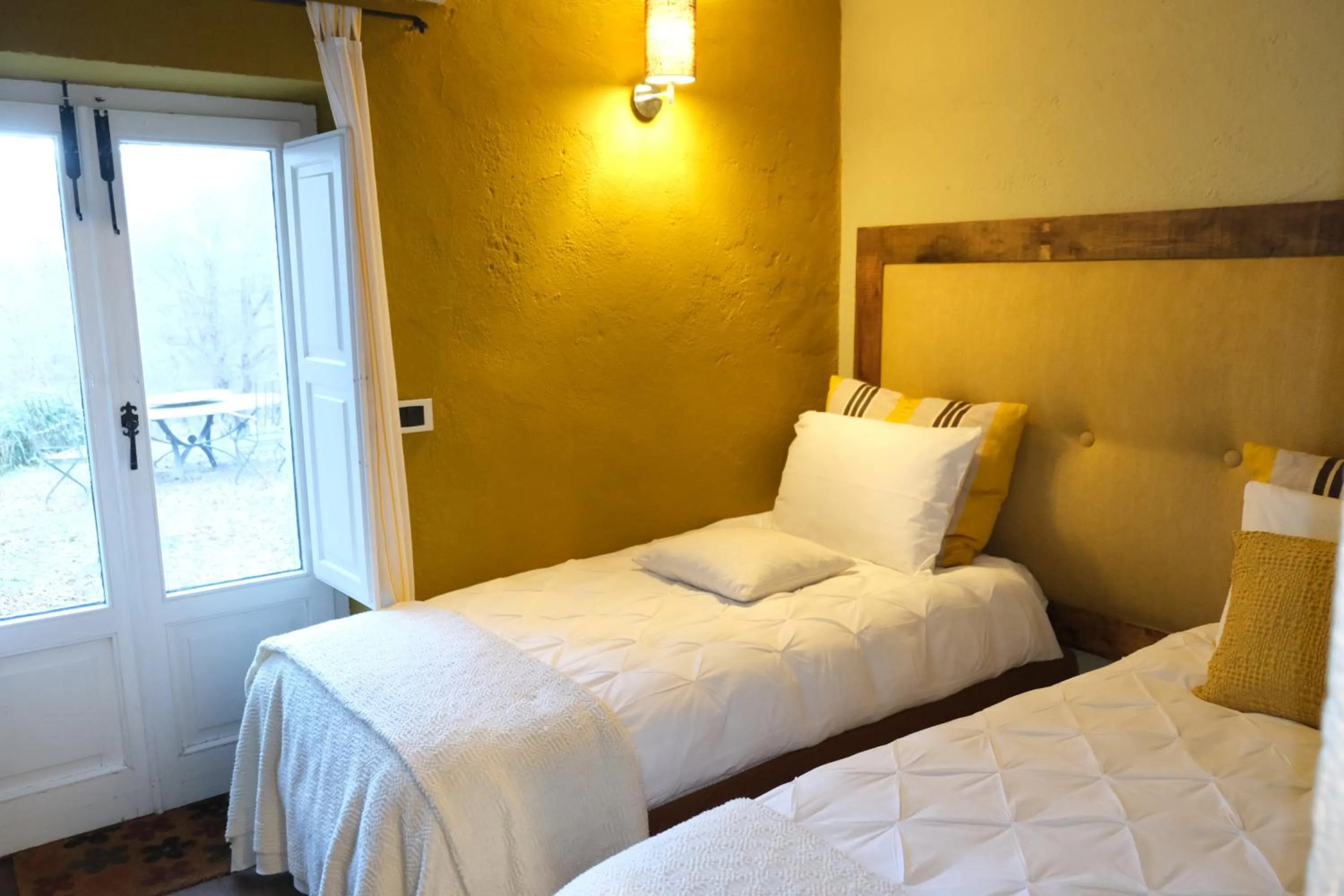 Bedroom, Bed in Villavetrichina