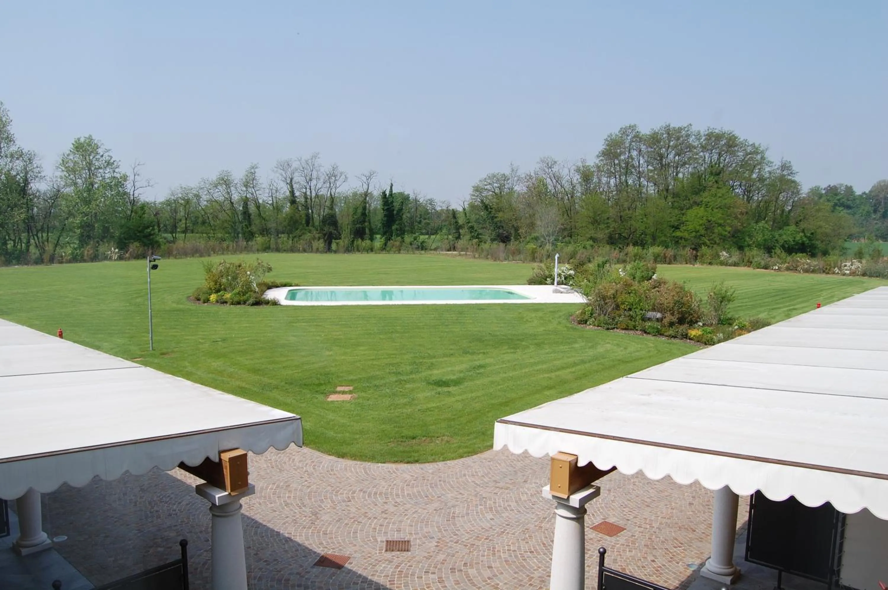 Garden in Hotel Motel Gold