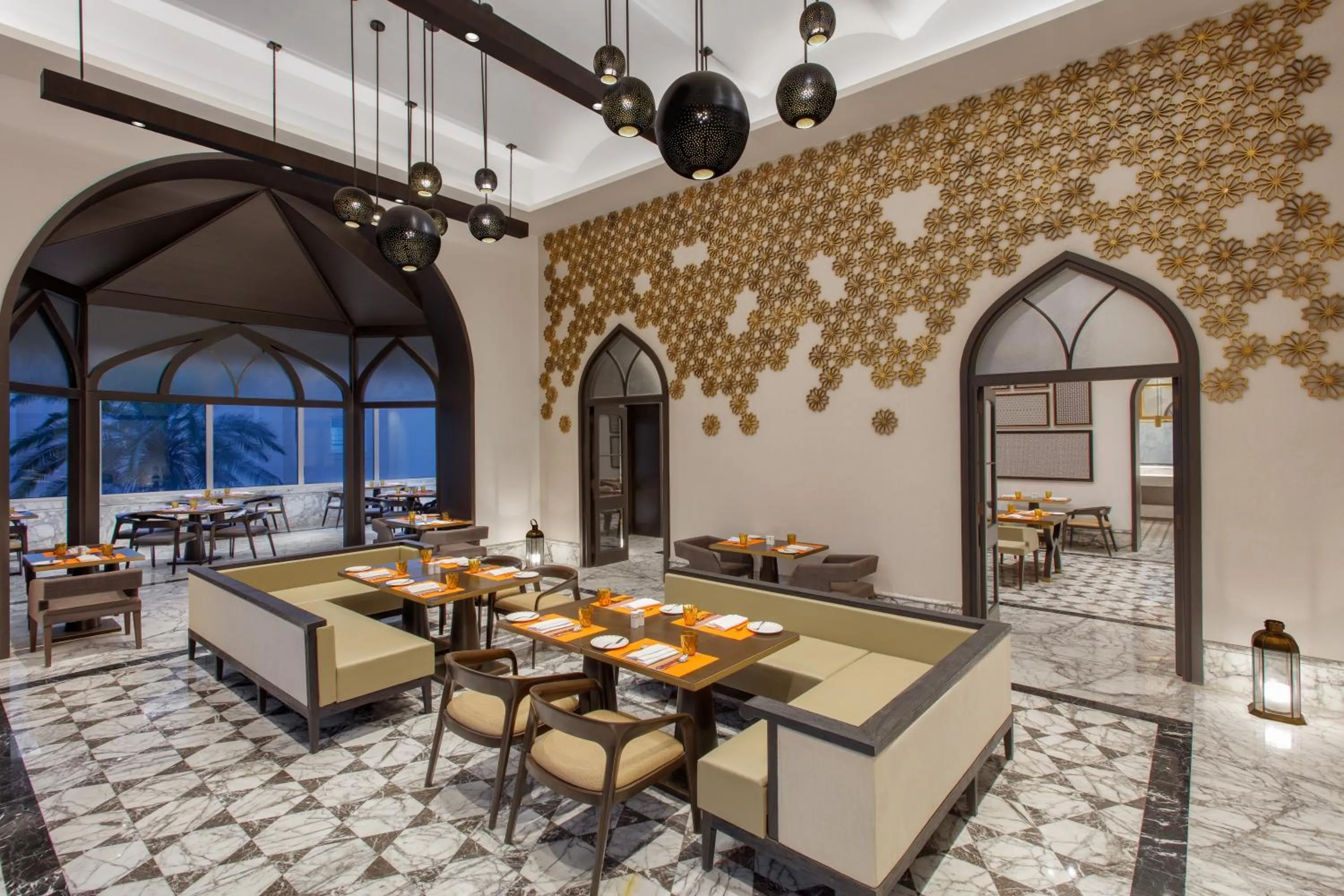 Restaurant/places to eat in Welcomhotel by ITC Hotels, Raja Sansi, Amritsar