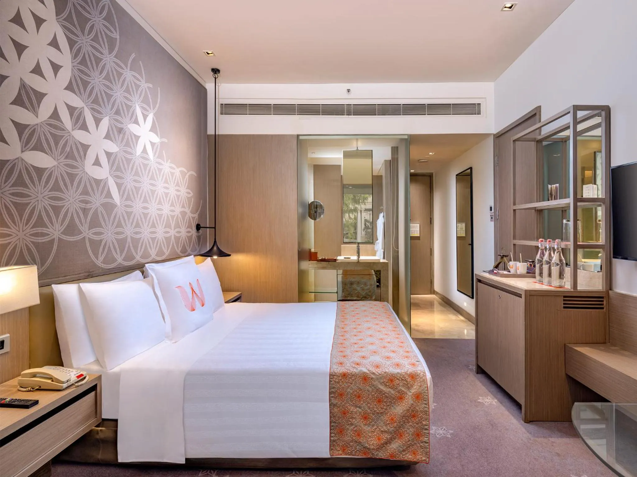 Bed in Welcomhotel by ITC Hotels, Raja Sansi, Amritsar