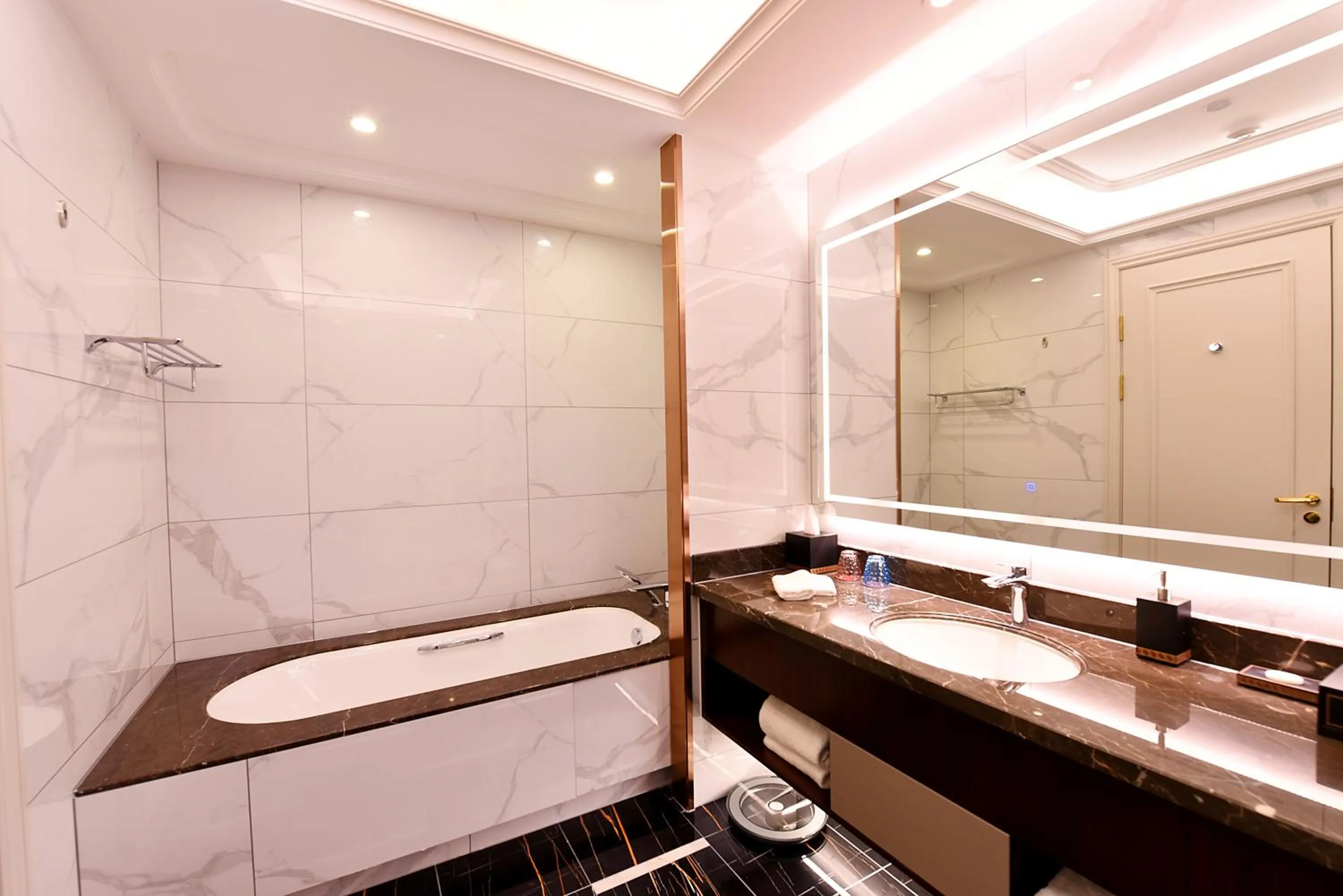 Ramada Plaza by Wyndham Wenzhou