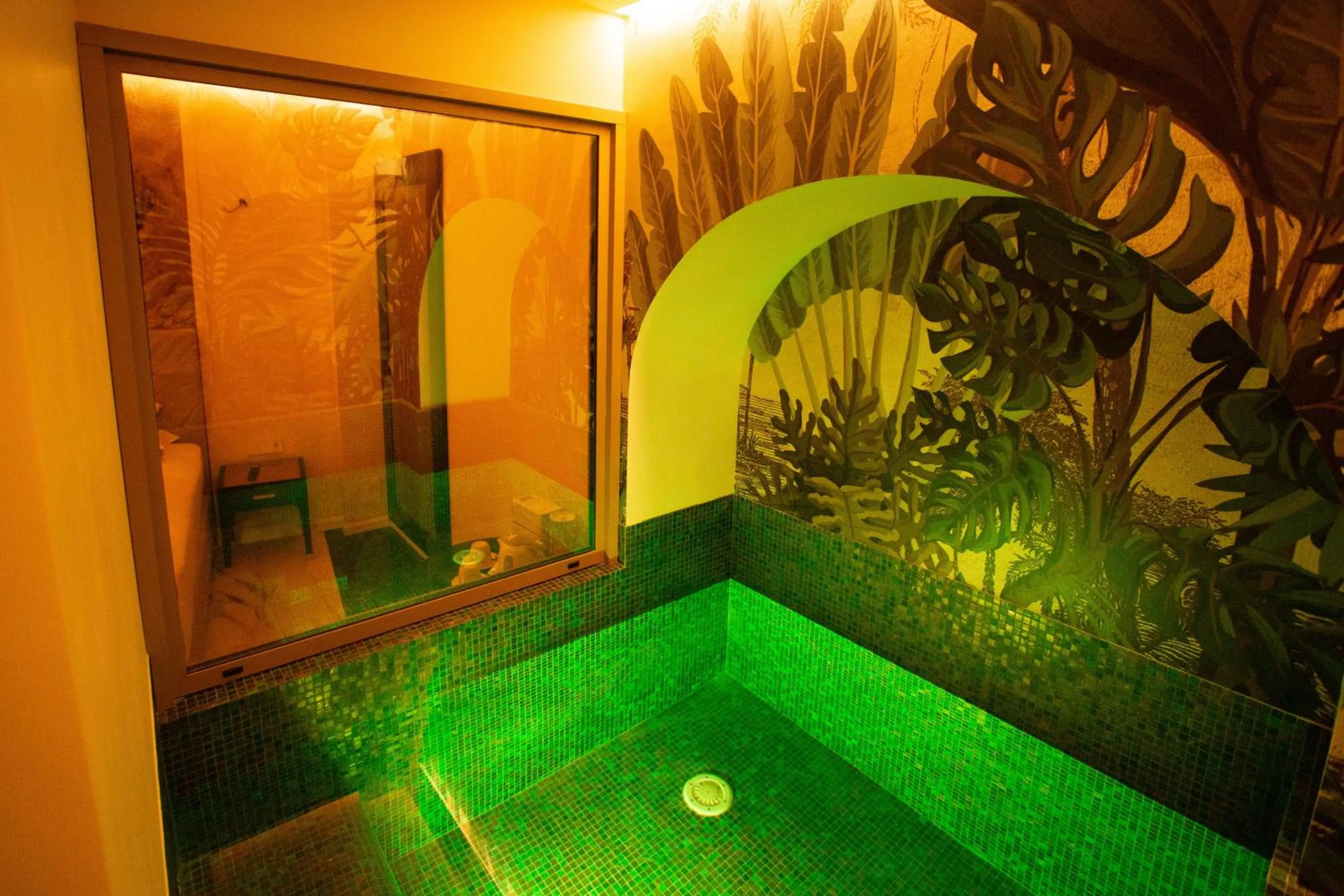 Hot Tub in Profumo Maison Colosseo