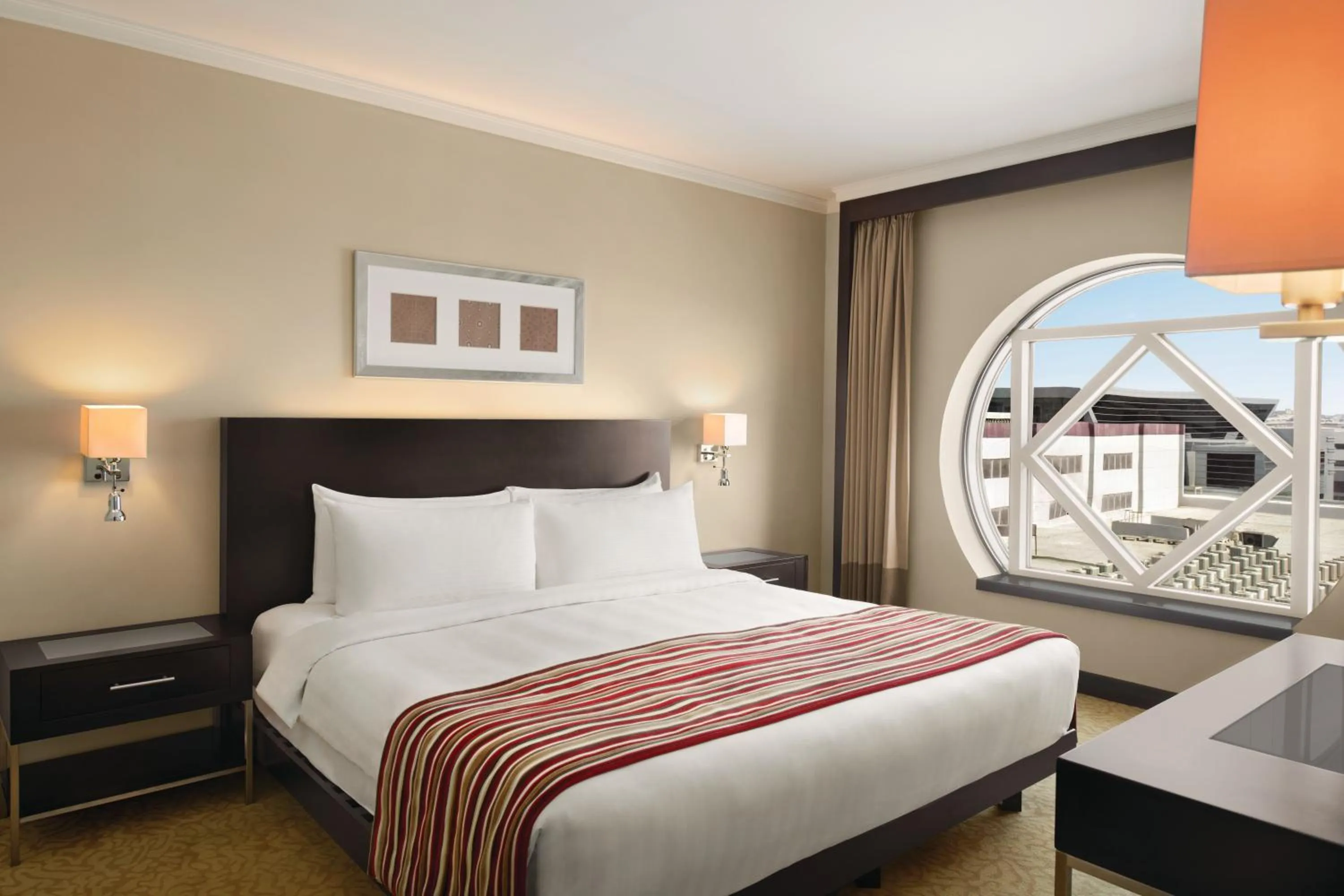 Bed in Ramada Plaza by Wyndham Dubai Deira