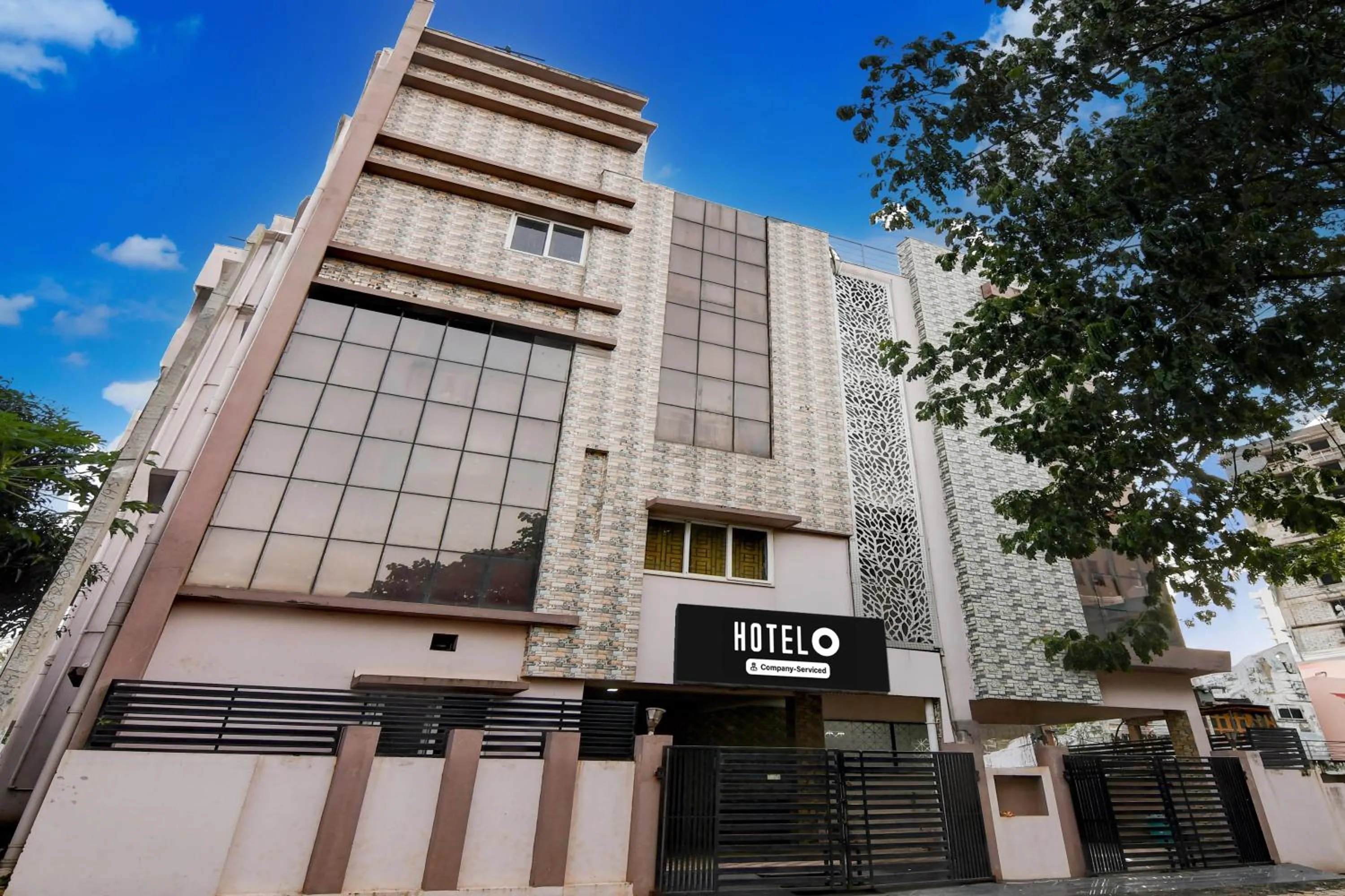 Facade/entrance in Hotel O Cosmopolis Bhubaneswar Formerly Luxury Stay