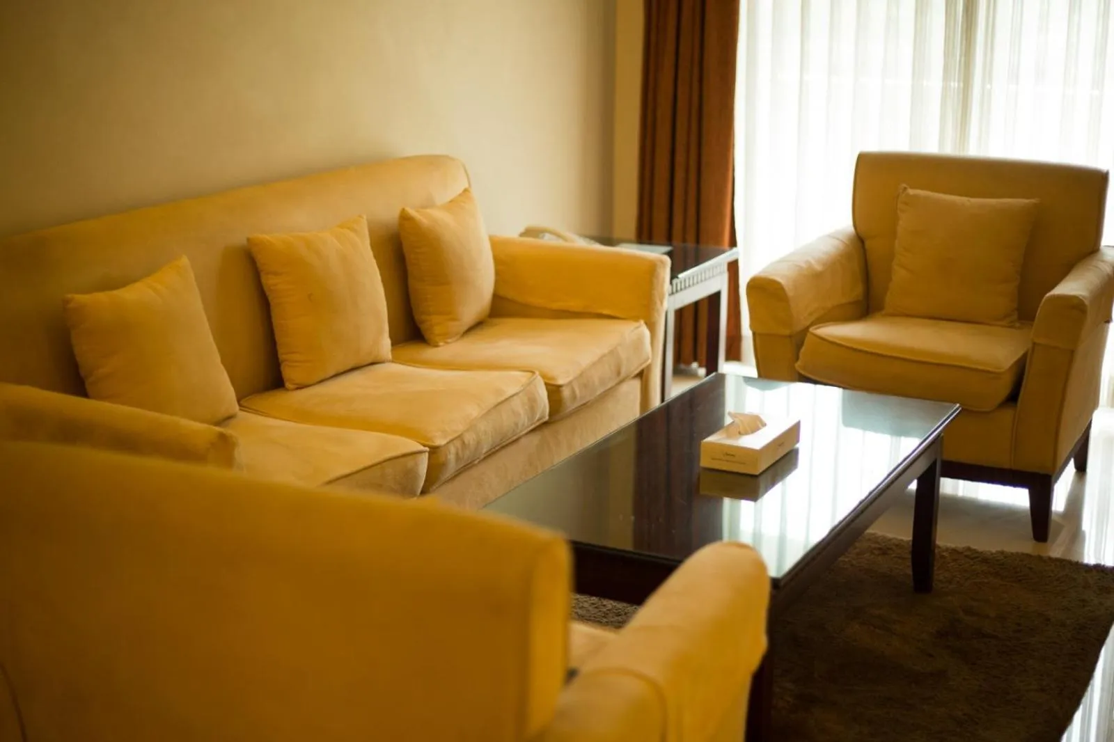 The Avenue Hotel & Suites