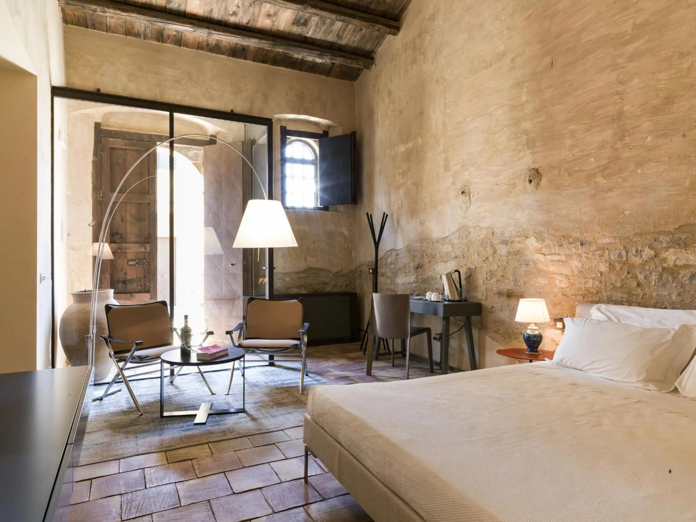 Bed in Wine Relais Feudi Del Pisciotto