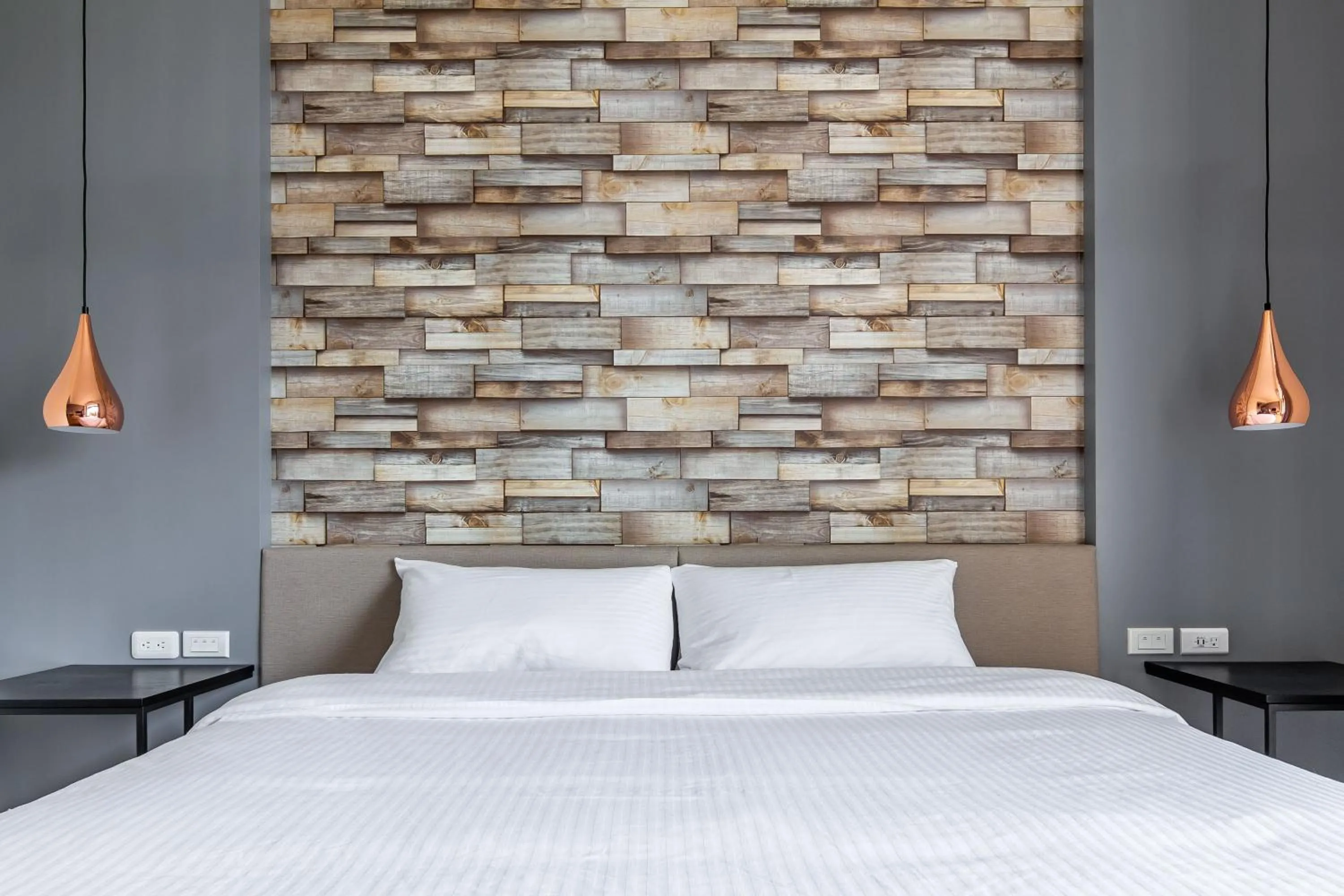 Decorative detail, Bed in Meets Anping