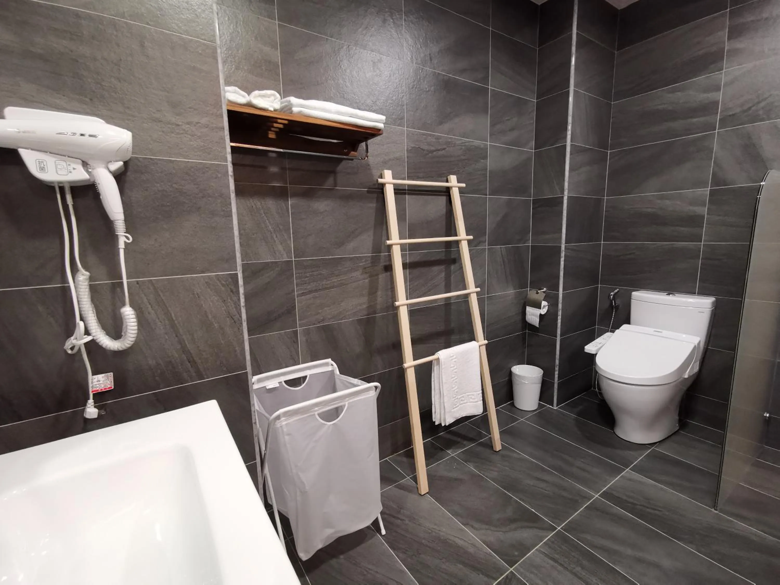 Toilet in Meets Anping