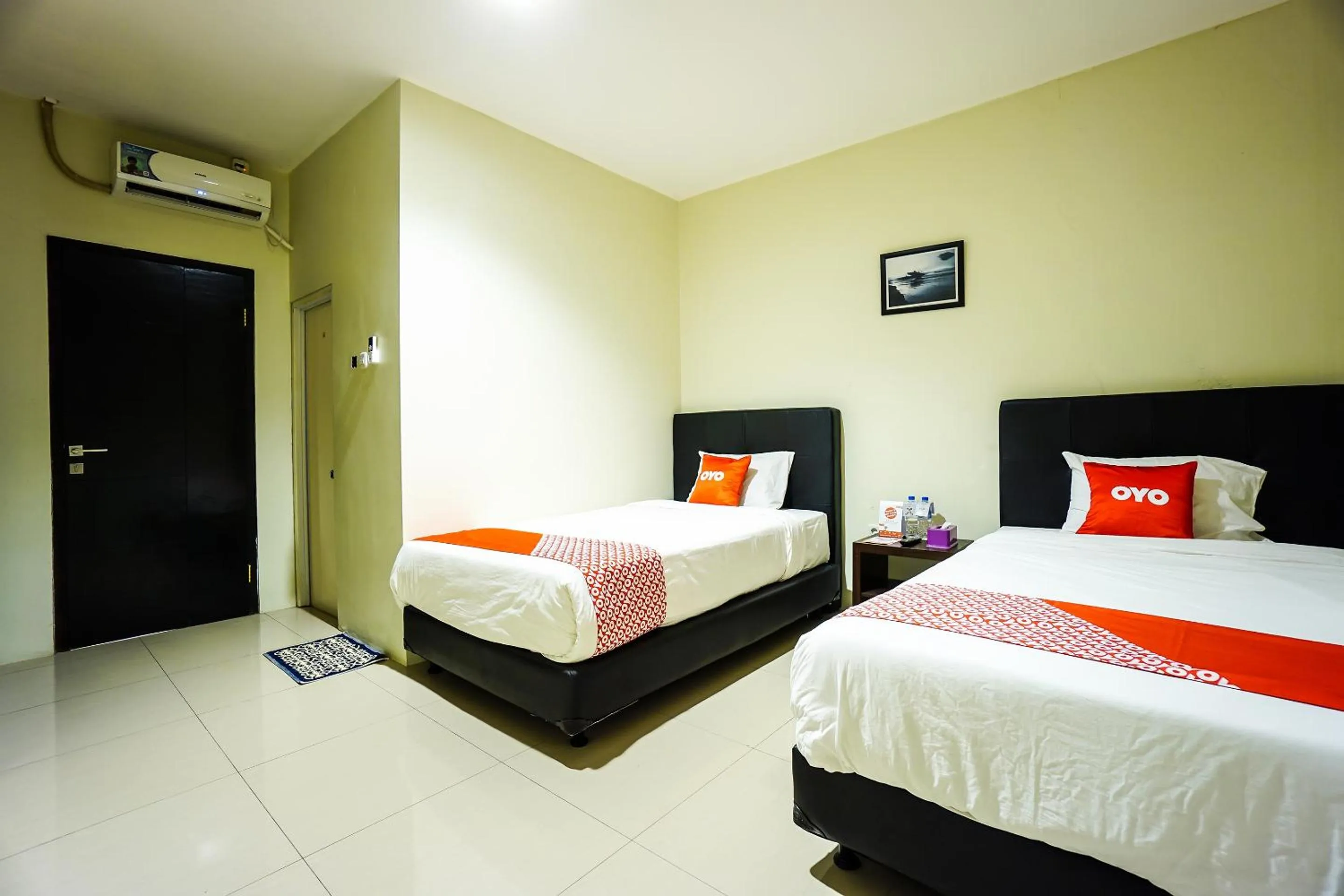 Bedroom, Bed in Hotel O Makassar near Gereja Advent Tikala Baru formerly Rid's Hotel