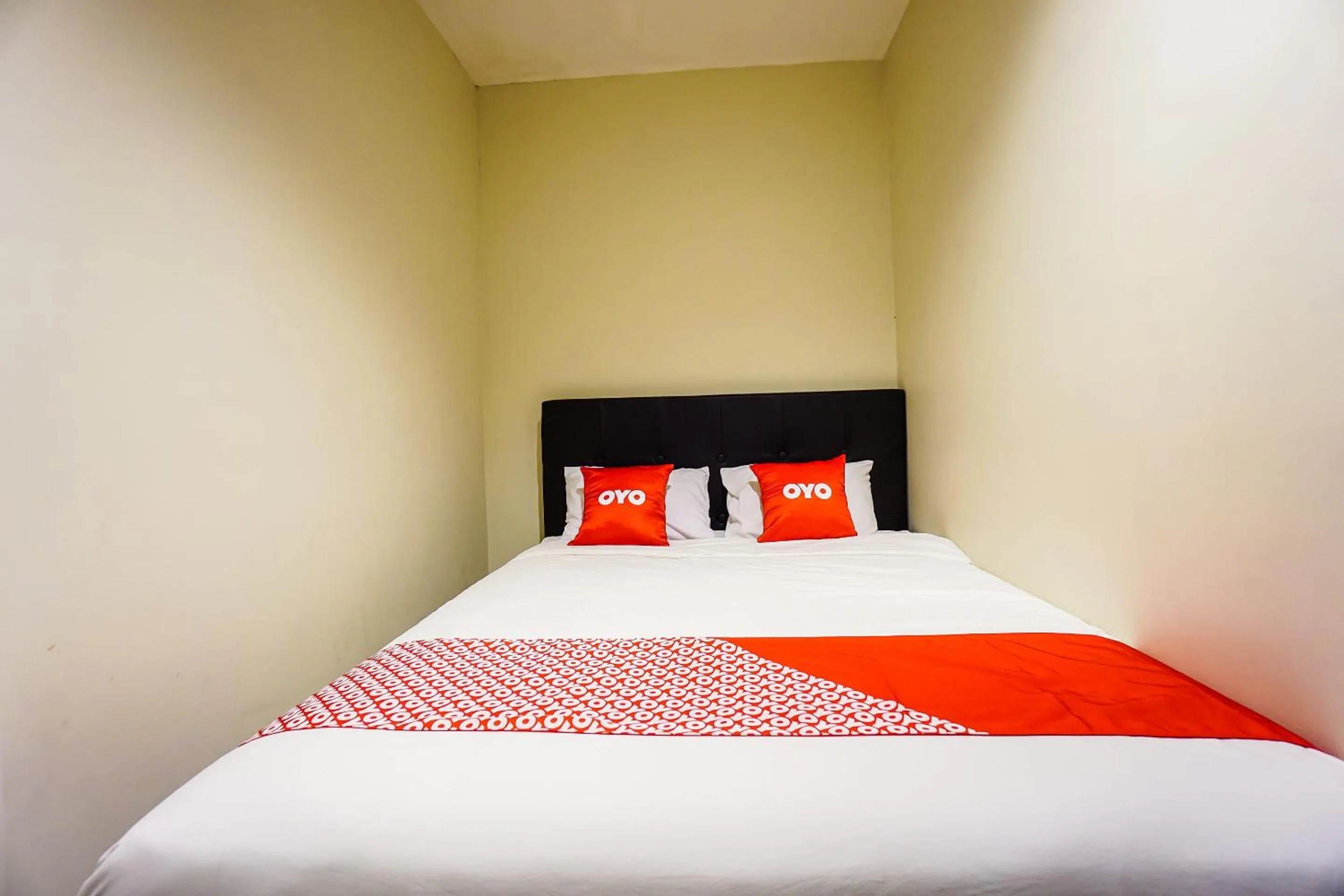 Bedroom, Bed in Hotel O Makassar near Gereja Advent Tikala Baru formerly Rid's Hotel