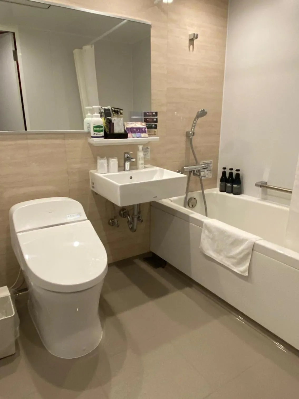 Bathroom in Roppongi Plaza Hotel