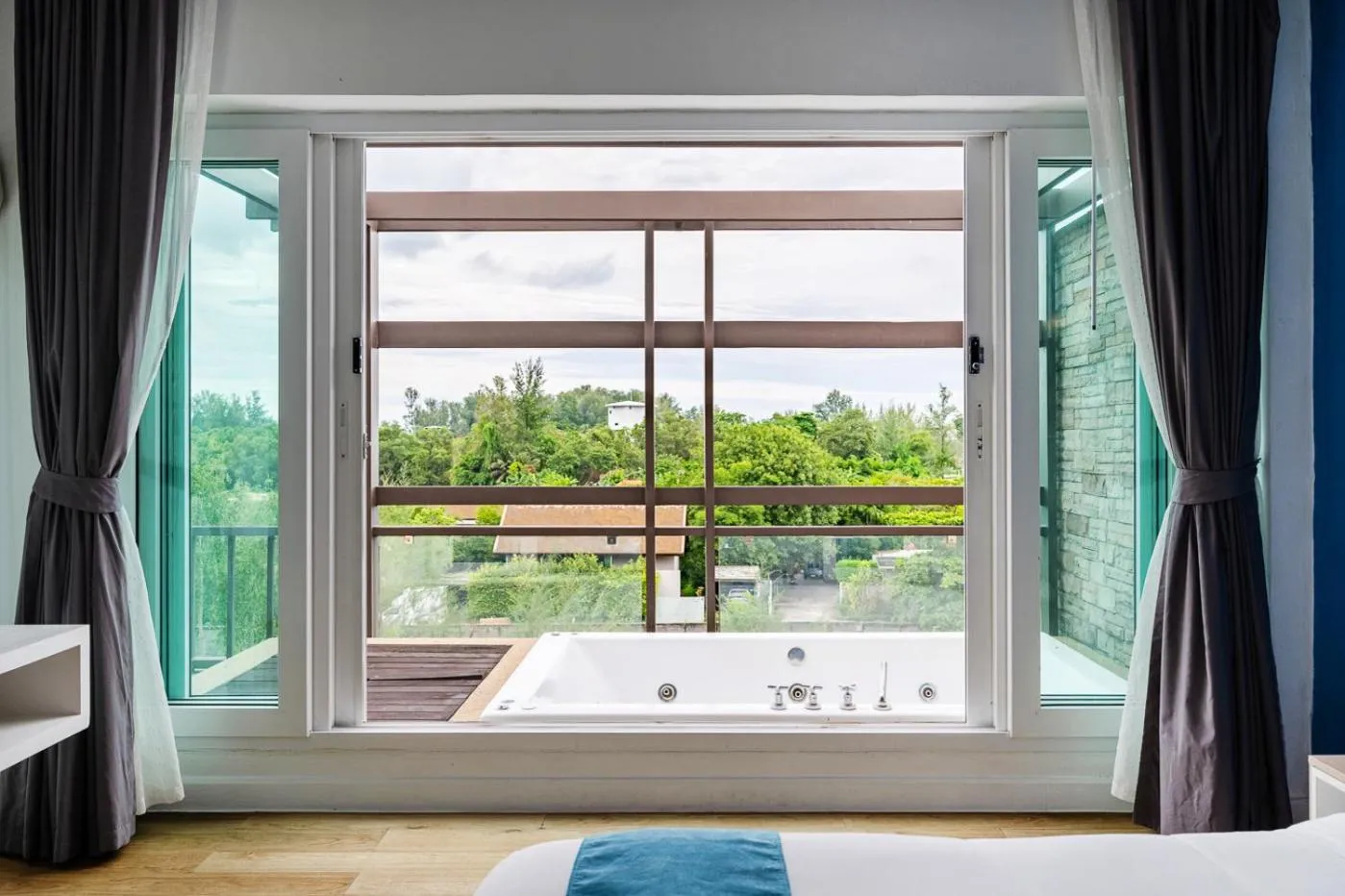 Bath, Bed in Hotel COCO Phuket Bangtao Beach