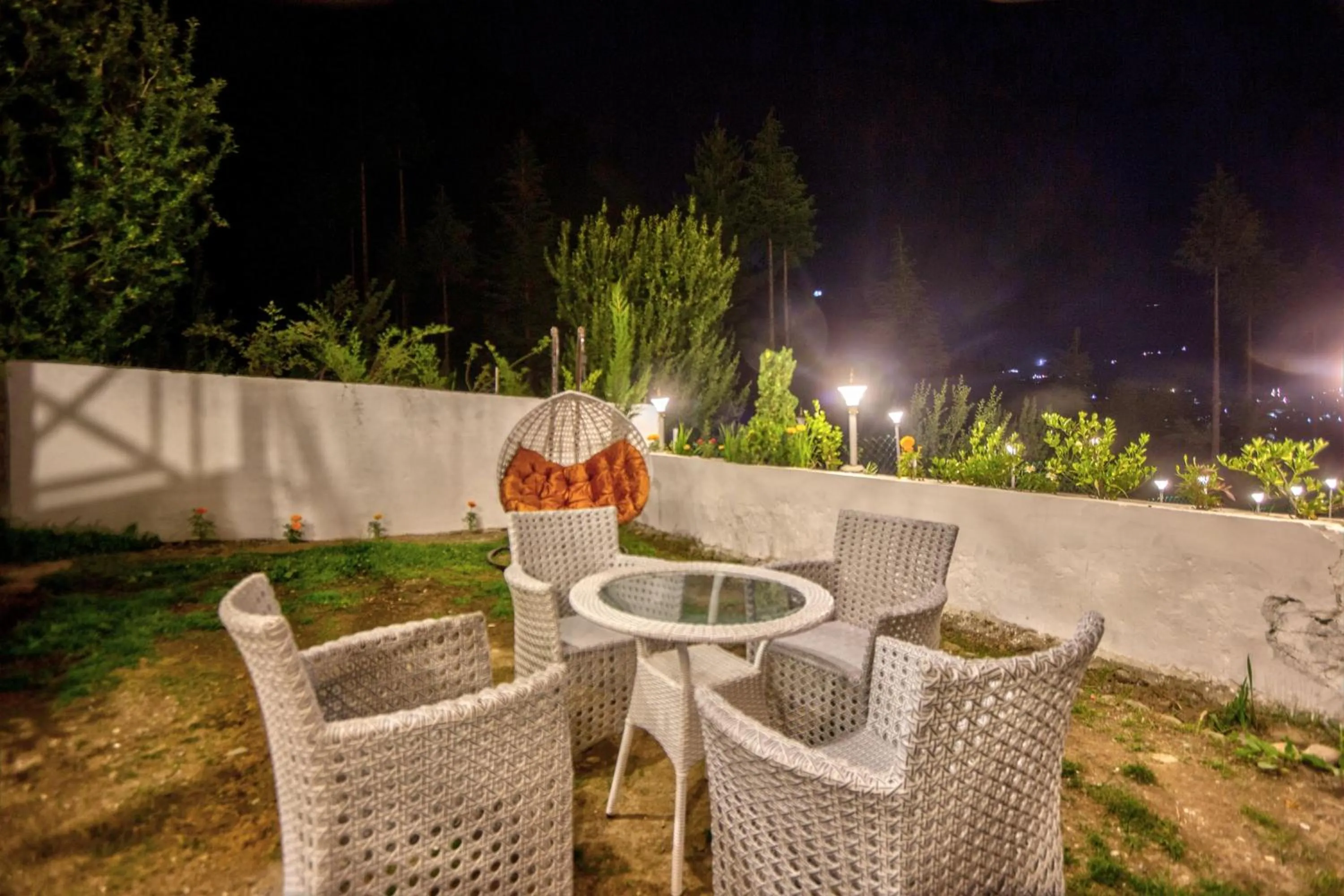 Patio in Baan by Snow City Farm