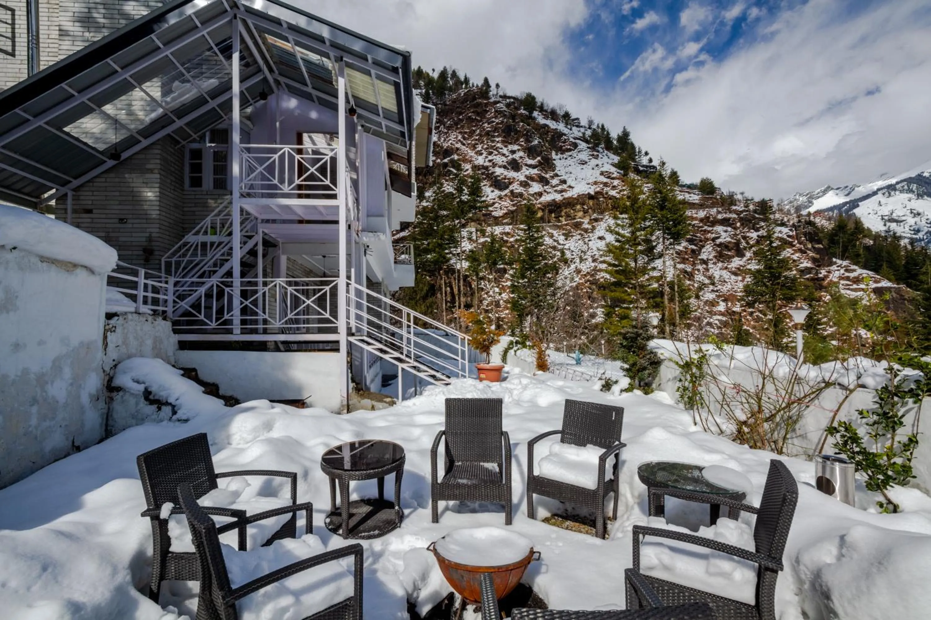 Property building in Baan by Snow City Farm