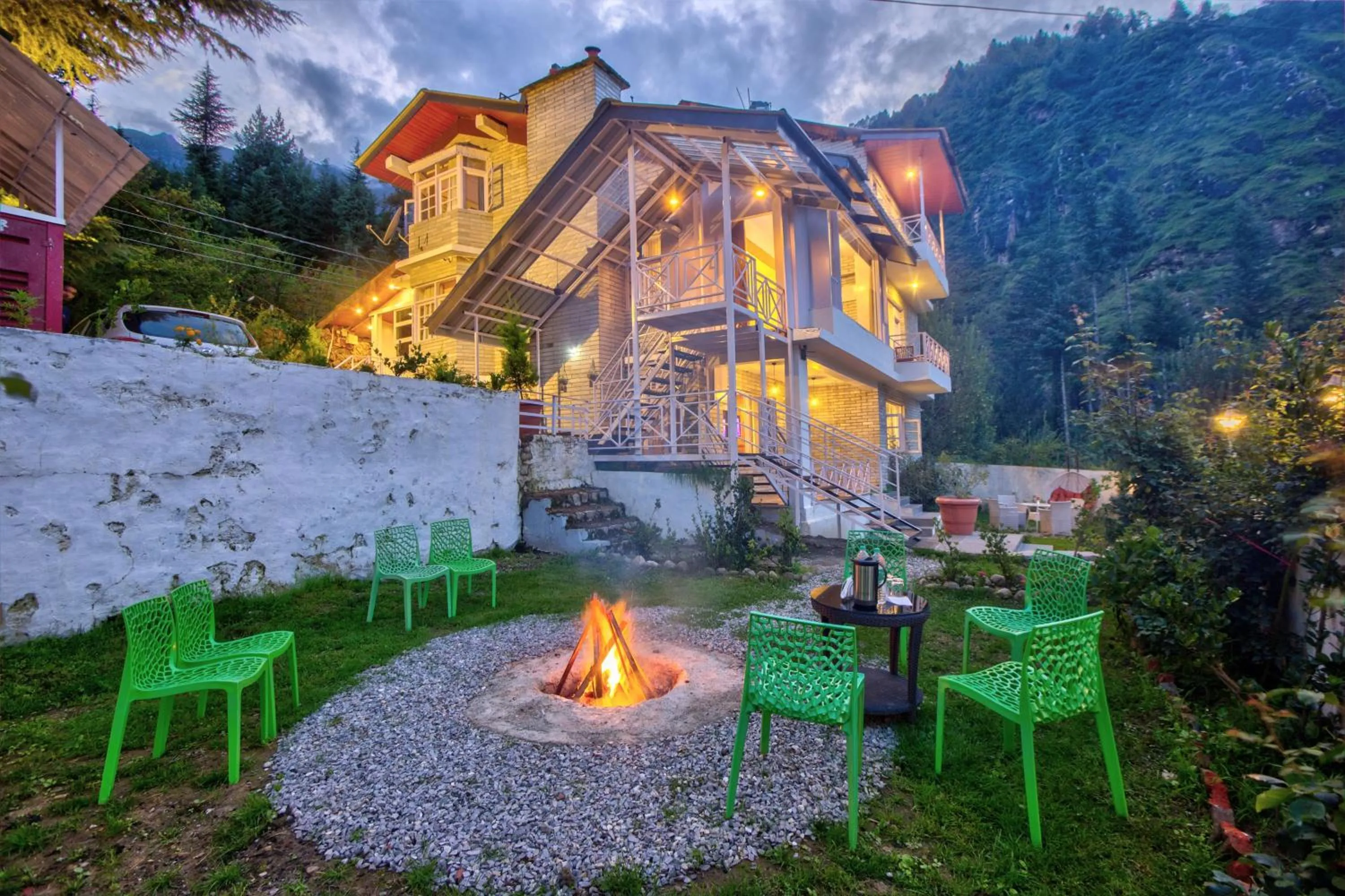 Property building in Baan by Snow City Farm