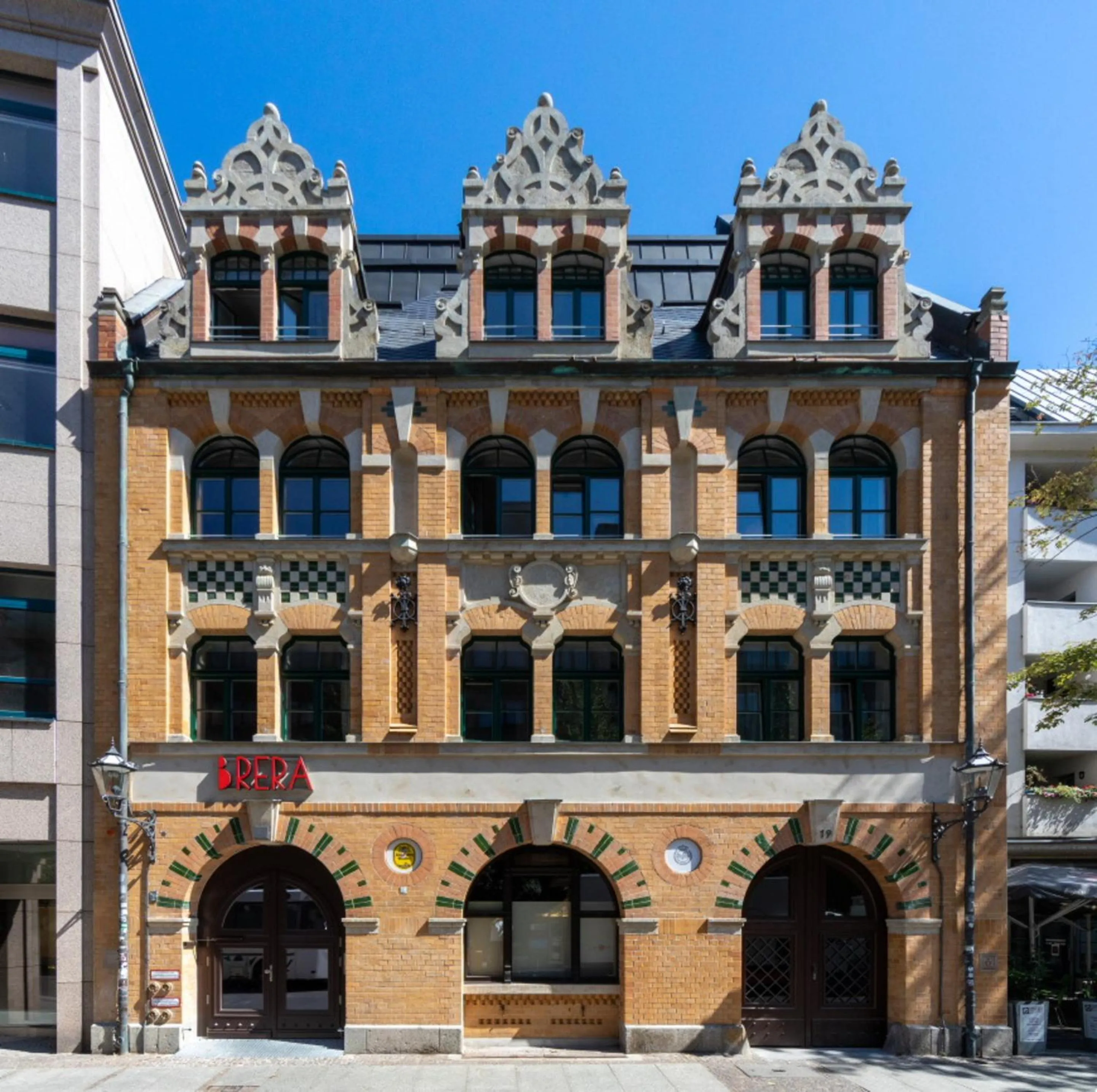 Facade/entrance in Brera Leipzig