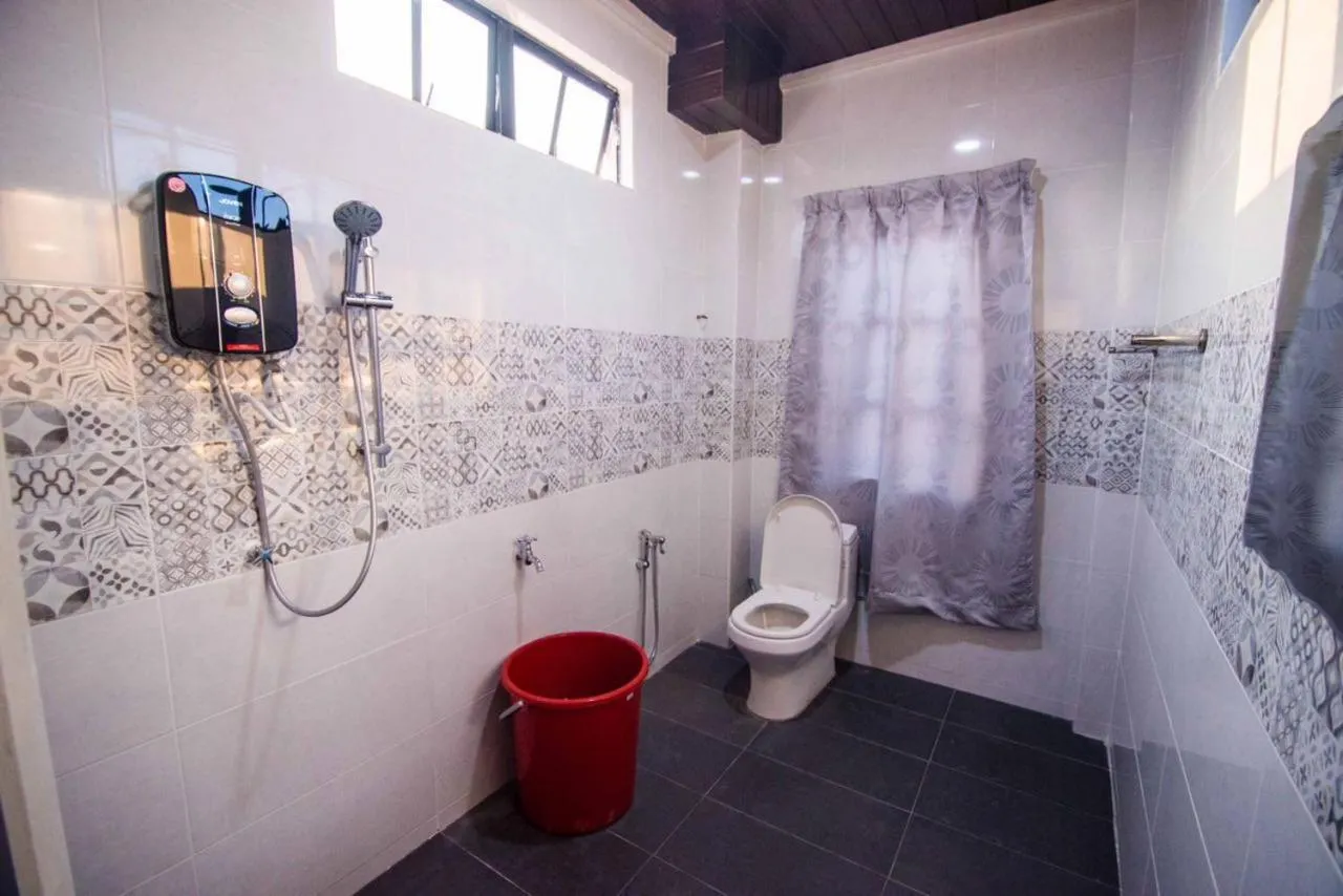 Wan Danisha Villa Inn