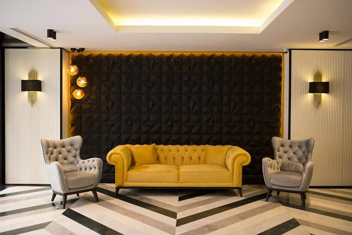 Seating area in Emens hotel