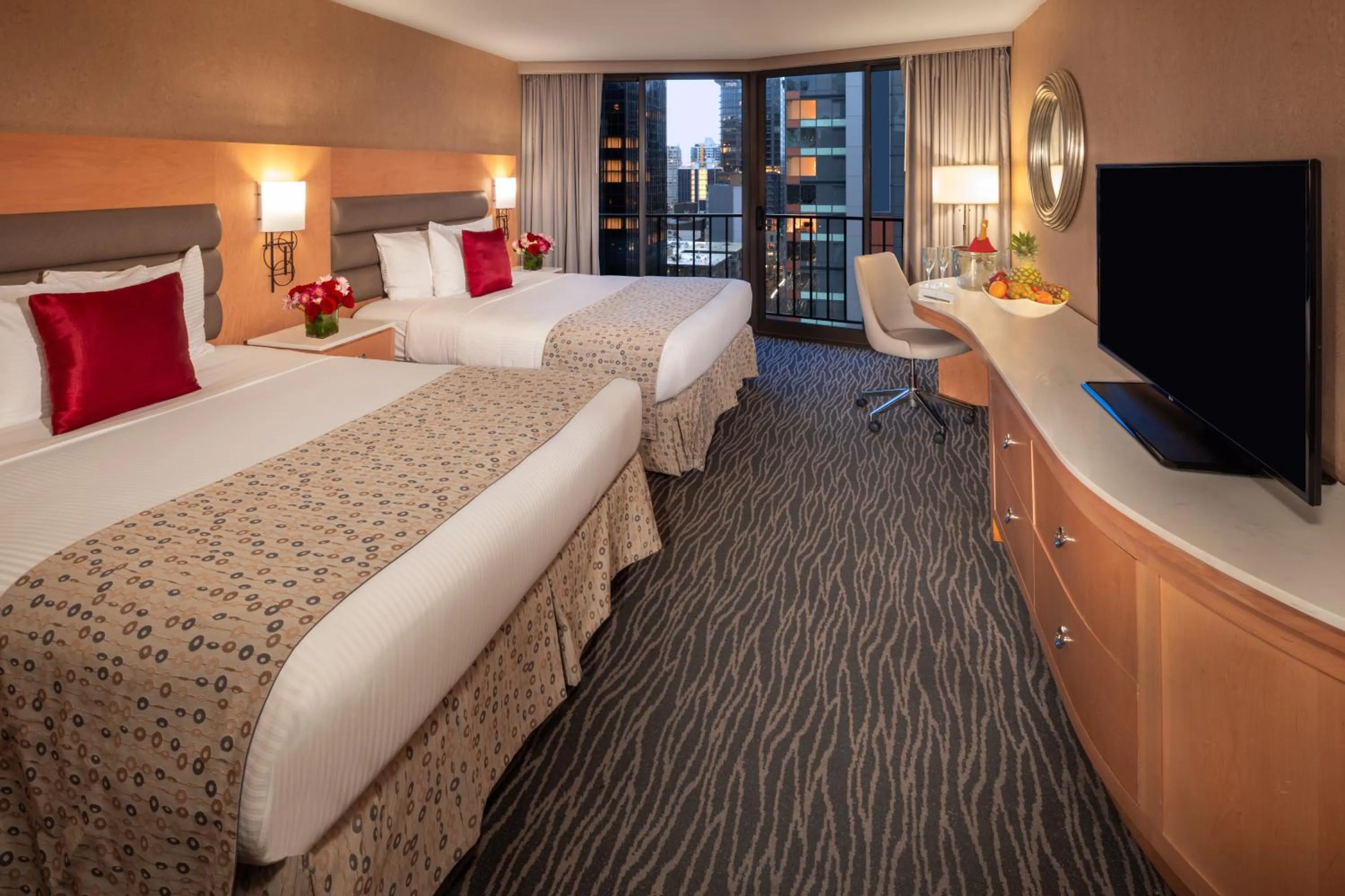 Bedroom, Bed in Warwick Seattle