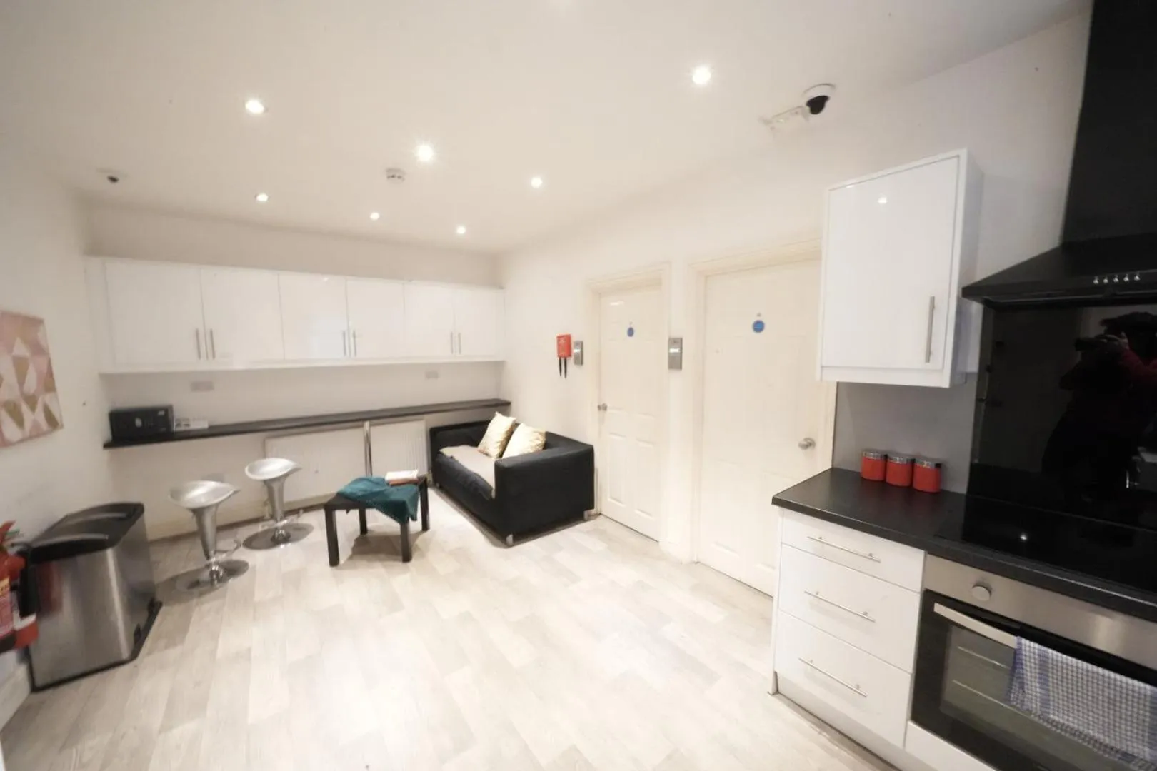 Kitchen or kitchenette in Grand Airport Ensuites