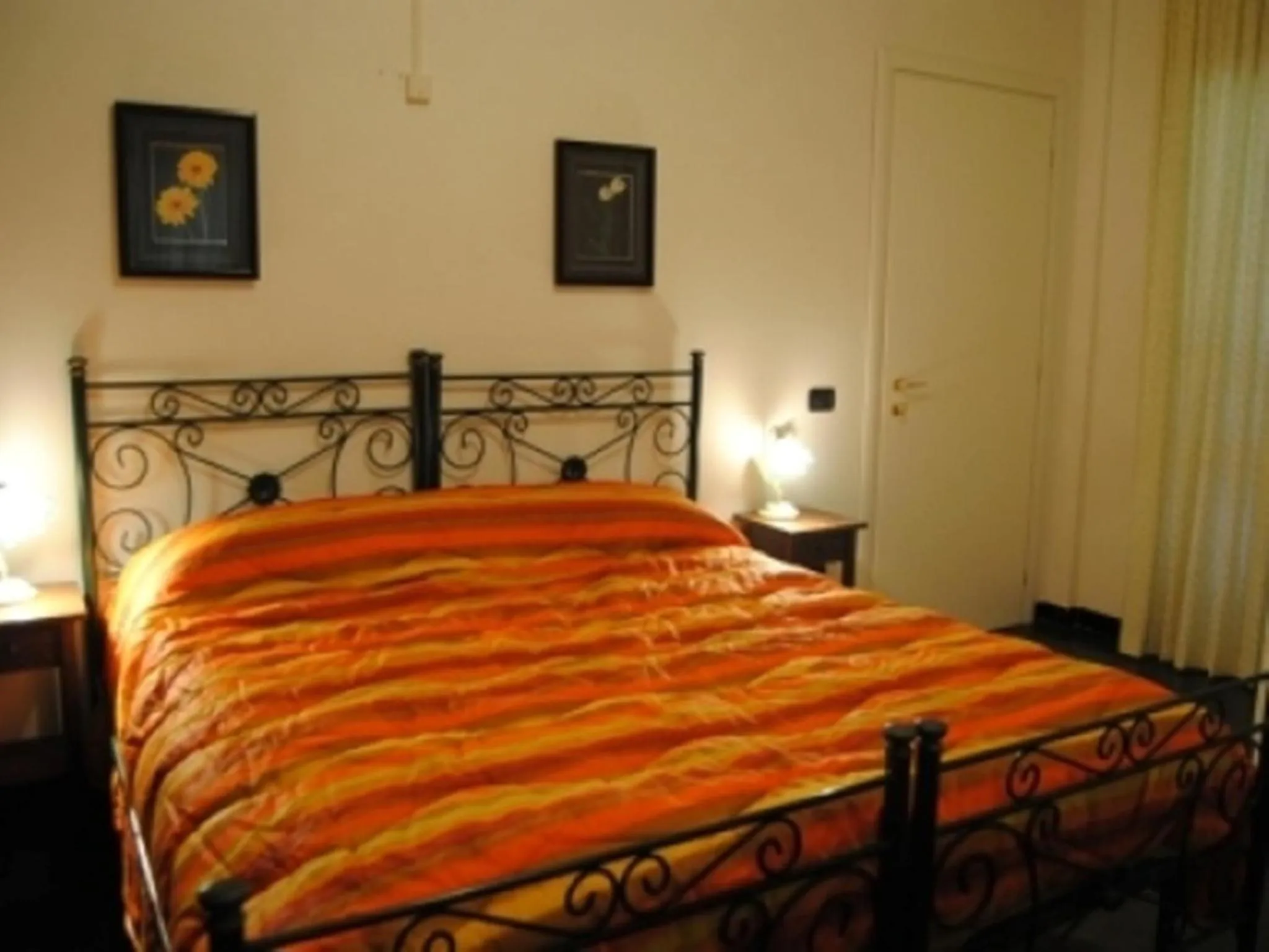 Bed in Villa Axa