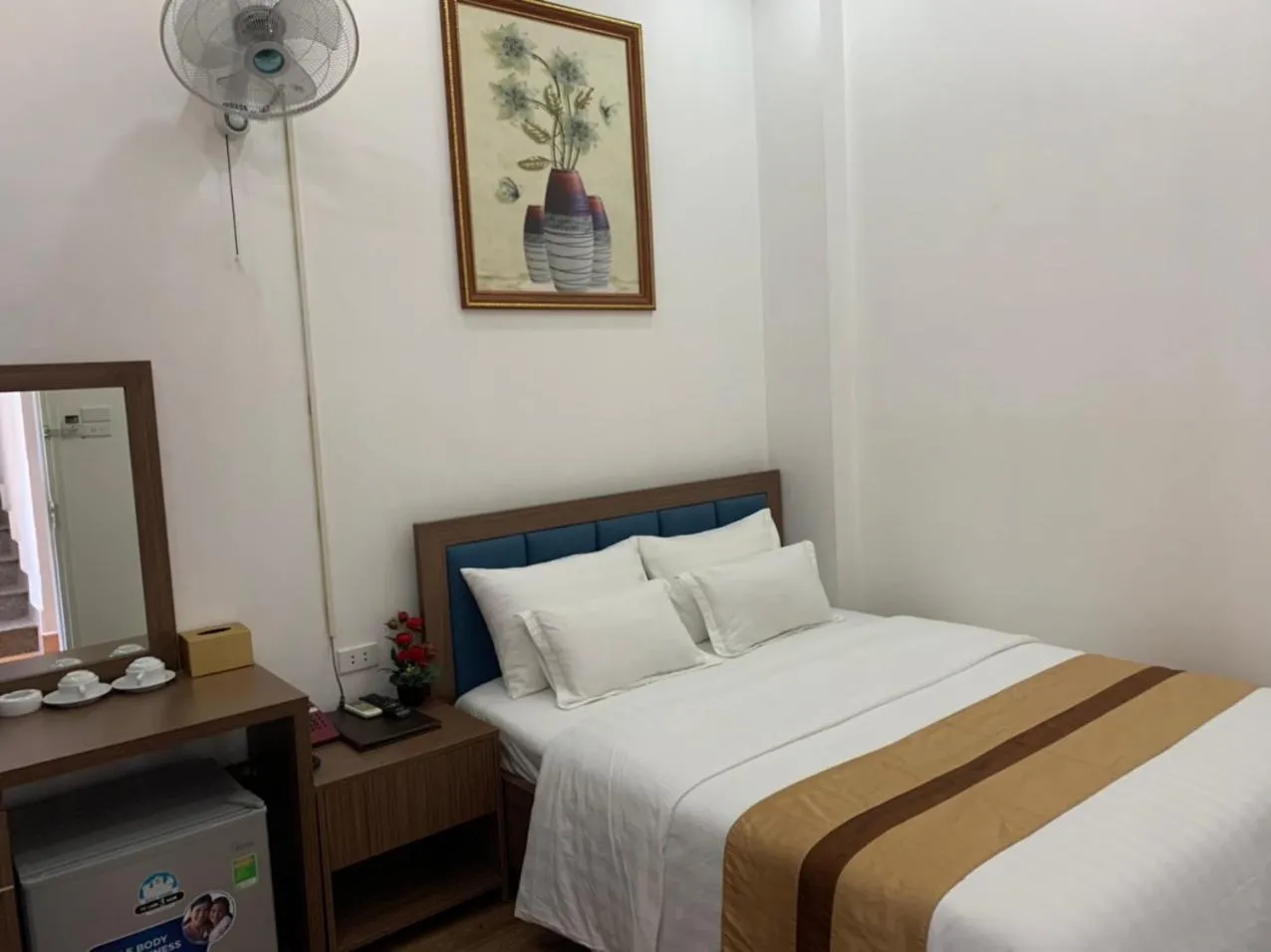 Coffee/tea facilities, Bed in Duc Long Hotel