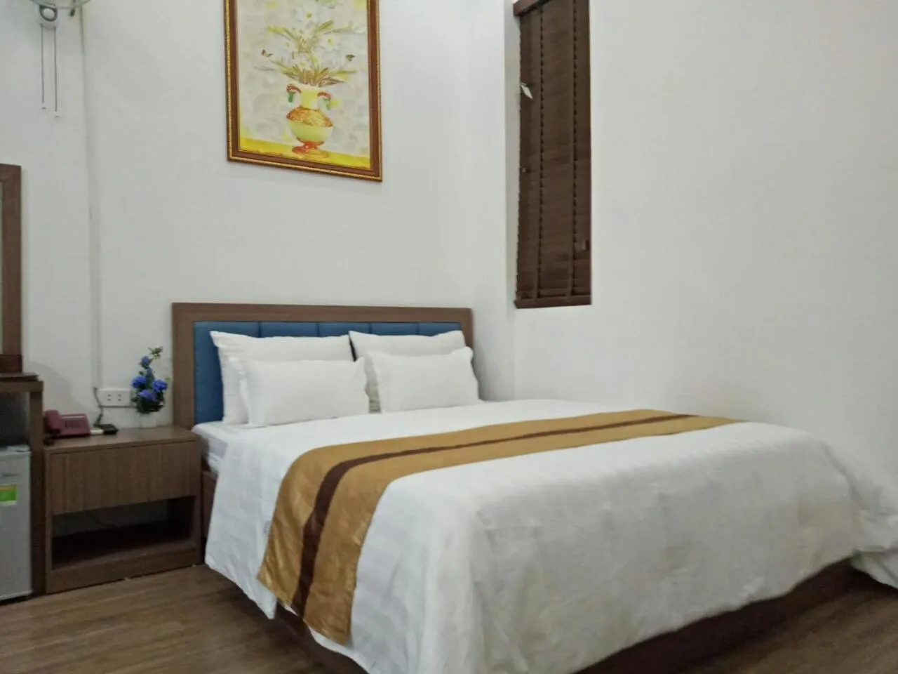 Bedroom, Bed in Duc Long Hotel