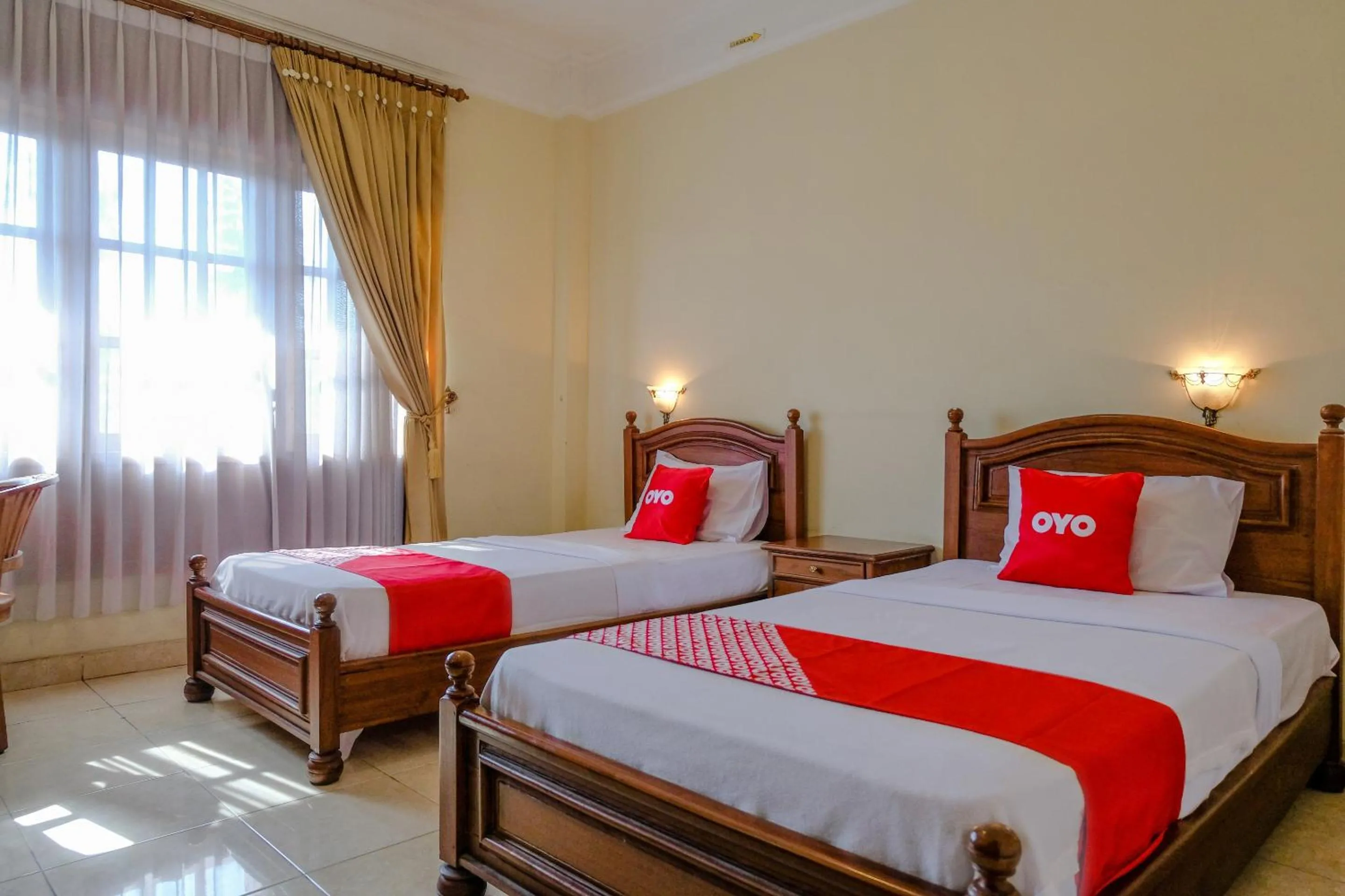 Bedroom in OYO 1803 Hotel Sarangan Permai