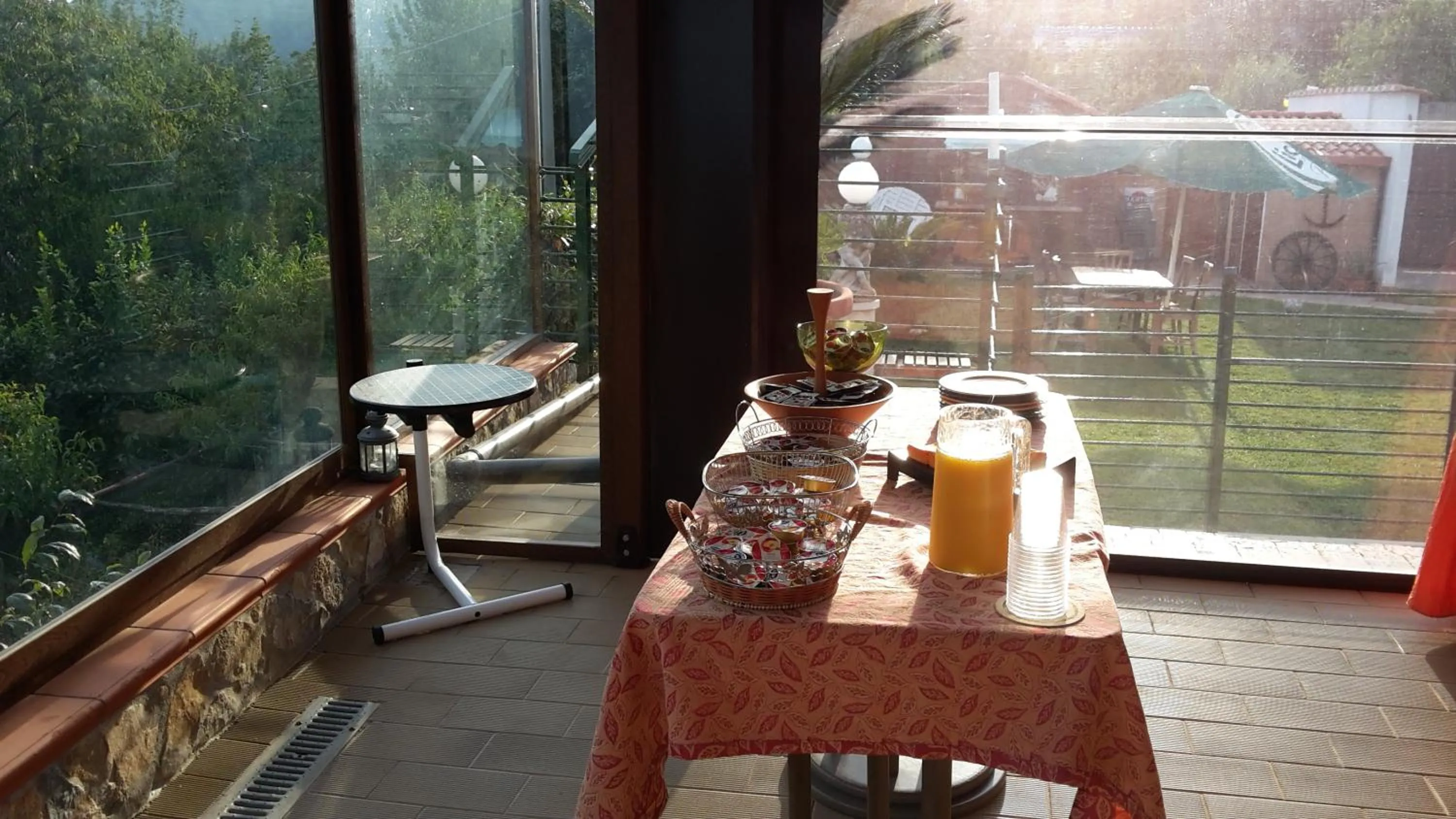 Breakfast in Villa Mola Bed And Breakfast