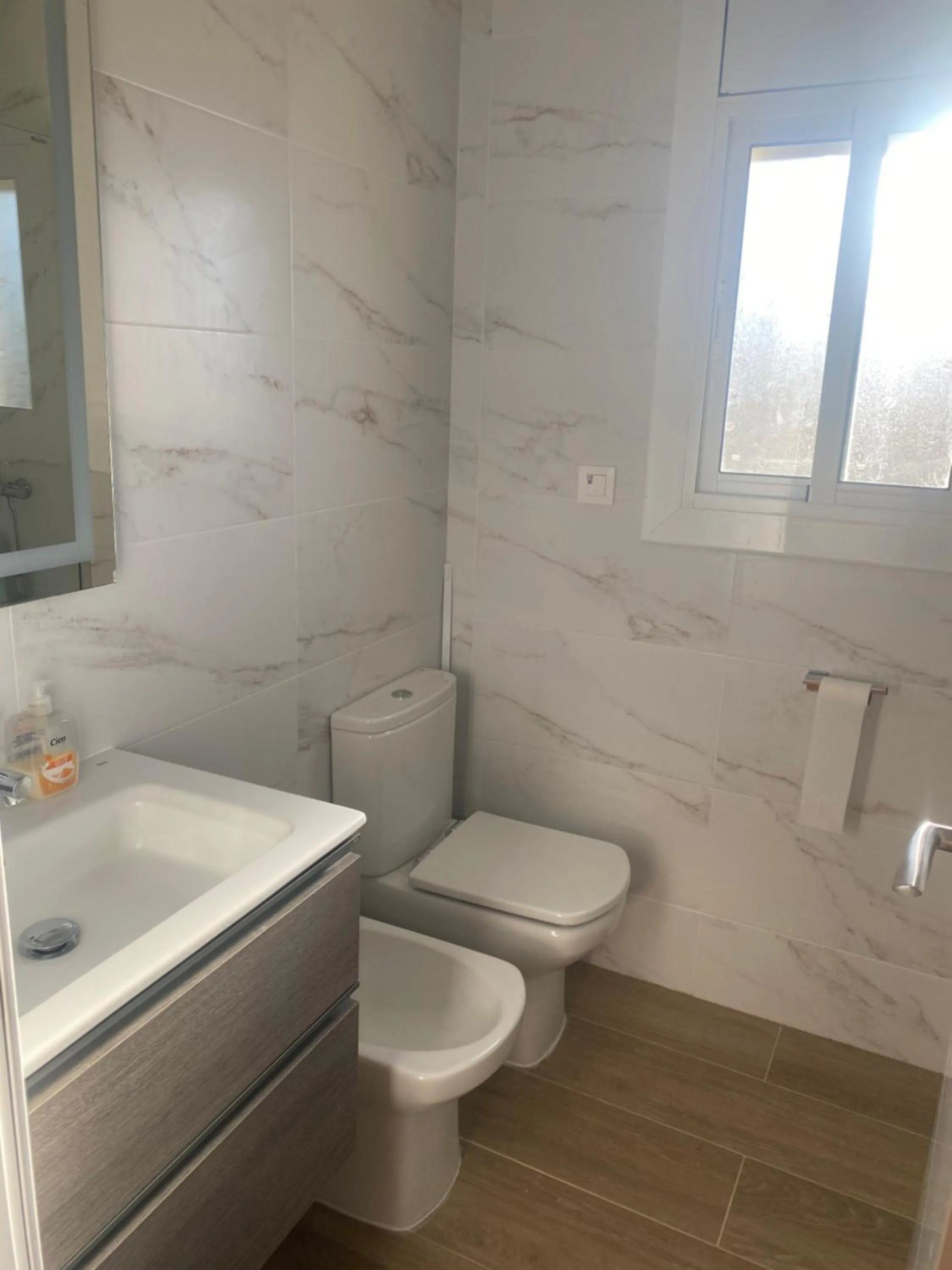 Bathroom in Casa con Gran Piscina particular cerca playa