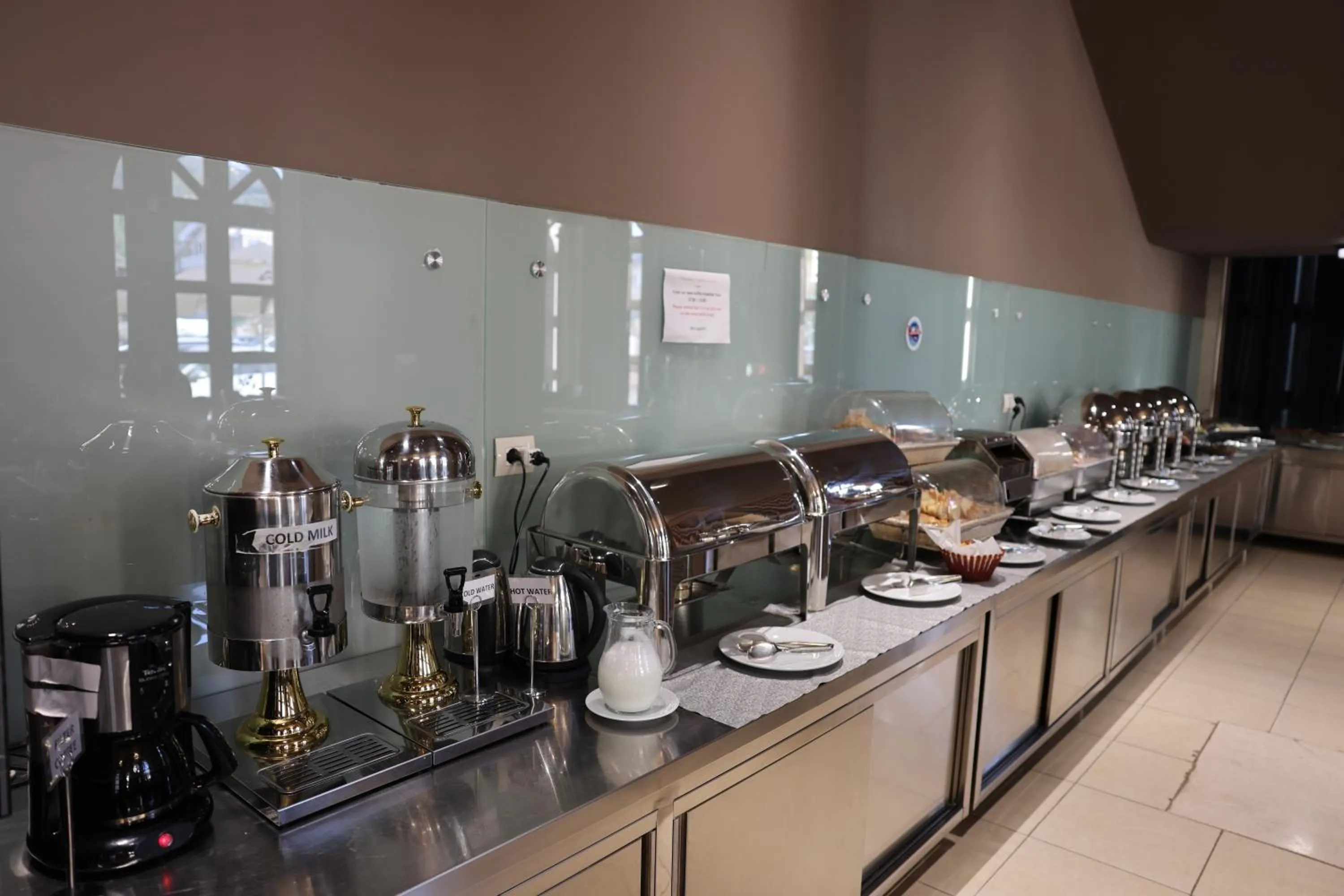 Buffet breakfast in Hotel Colombo