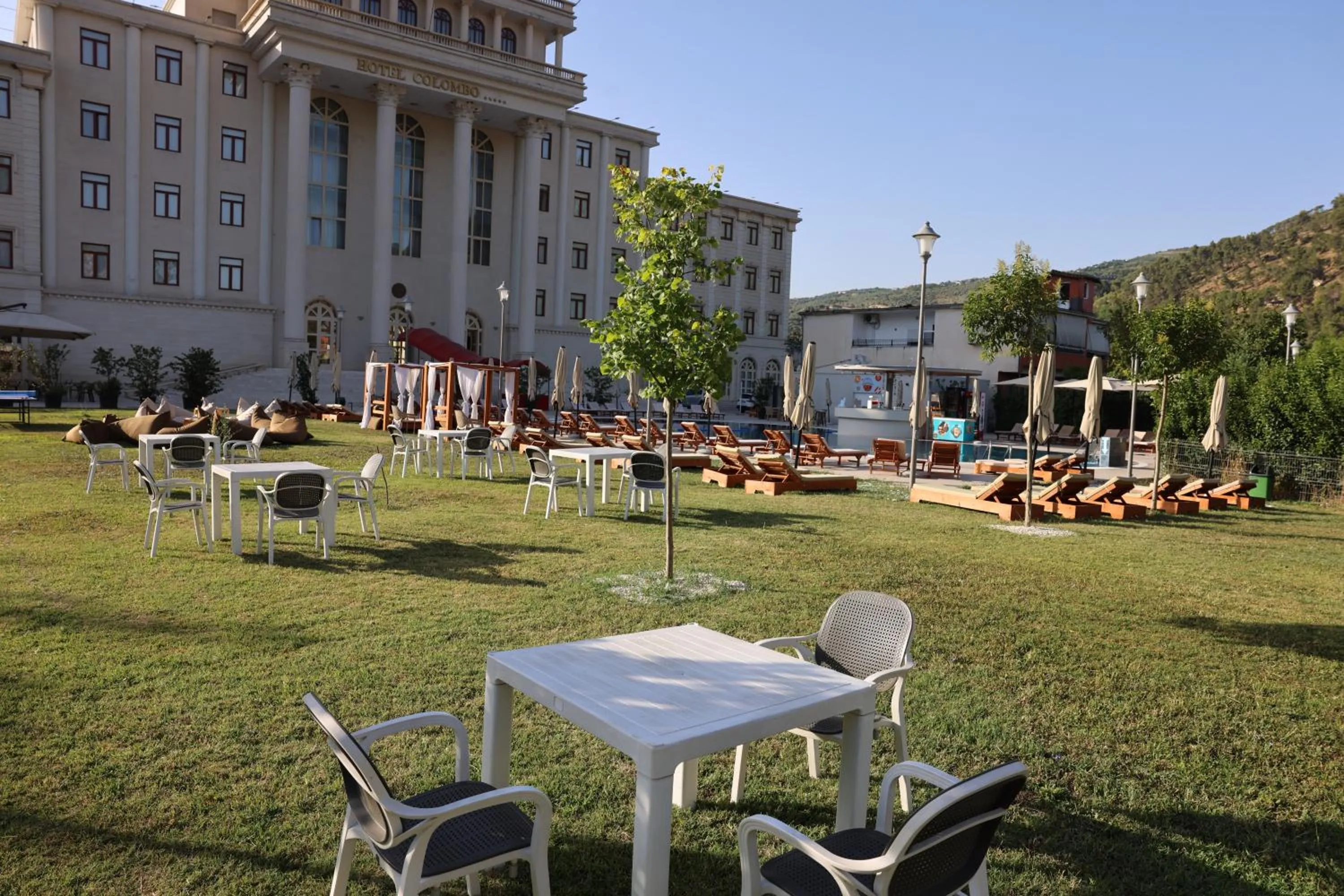 Property building in Hotel Colombo