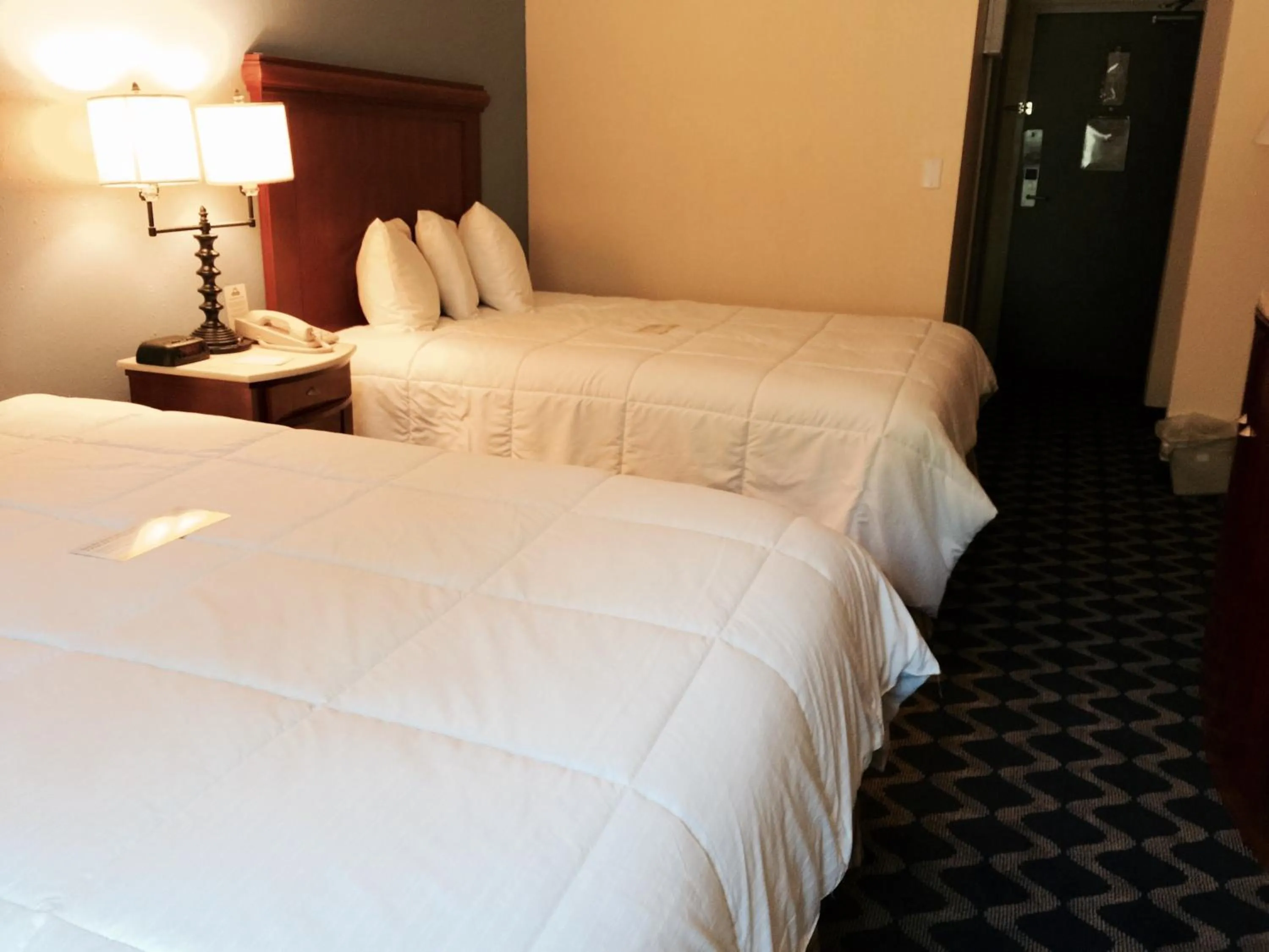 Bed in Aderi Hotel Near Casino