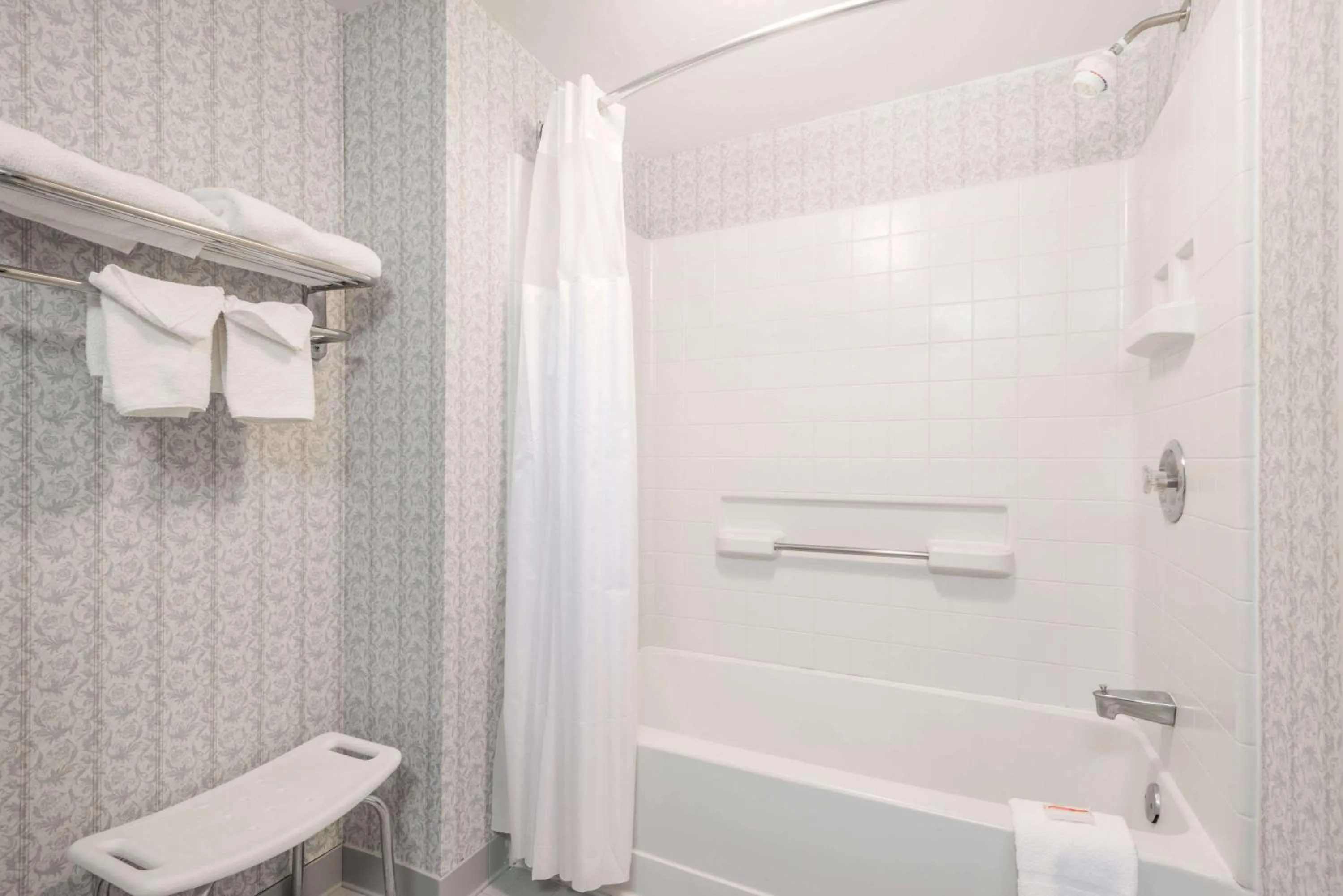 Photo of the whole room in Aderi Hotel Near Casino