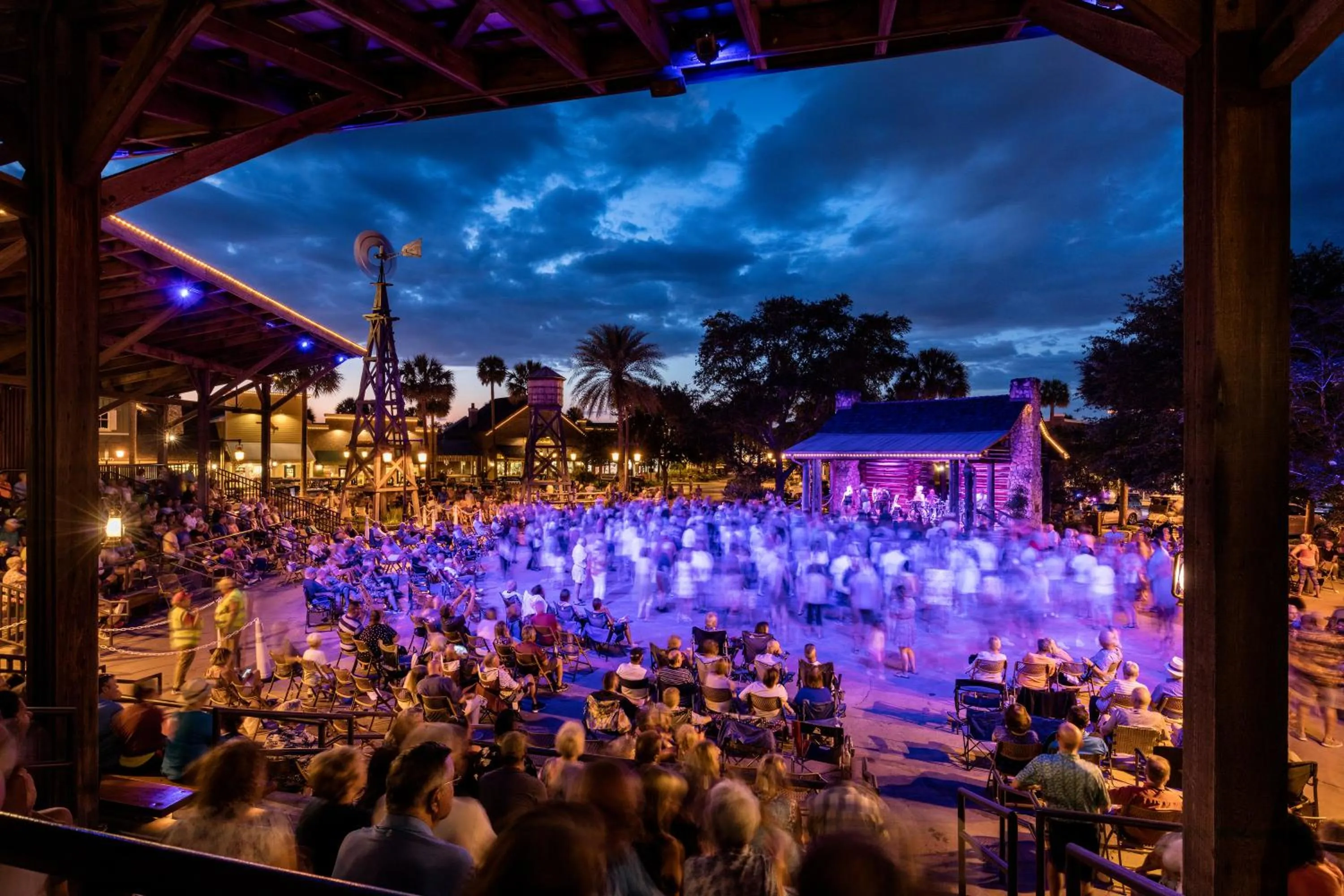 Area and facilities in The Brownwood Hotel & Spa