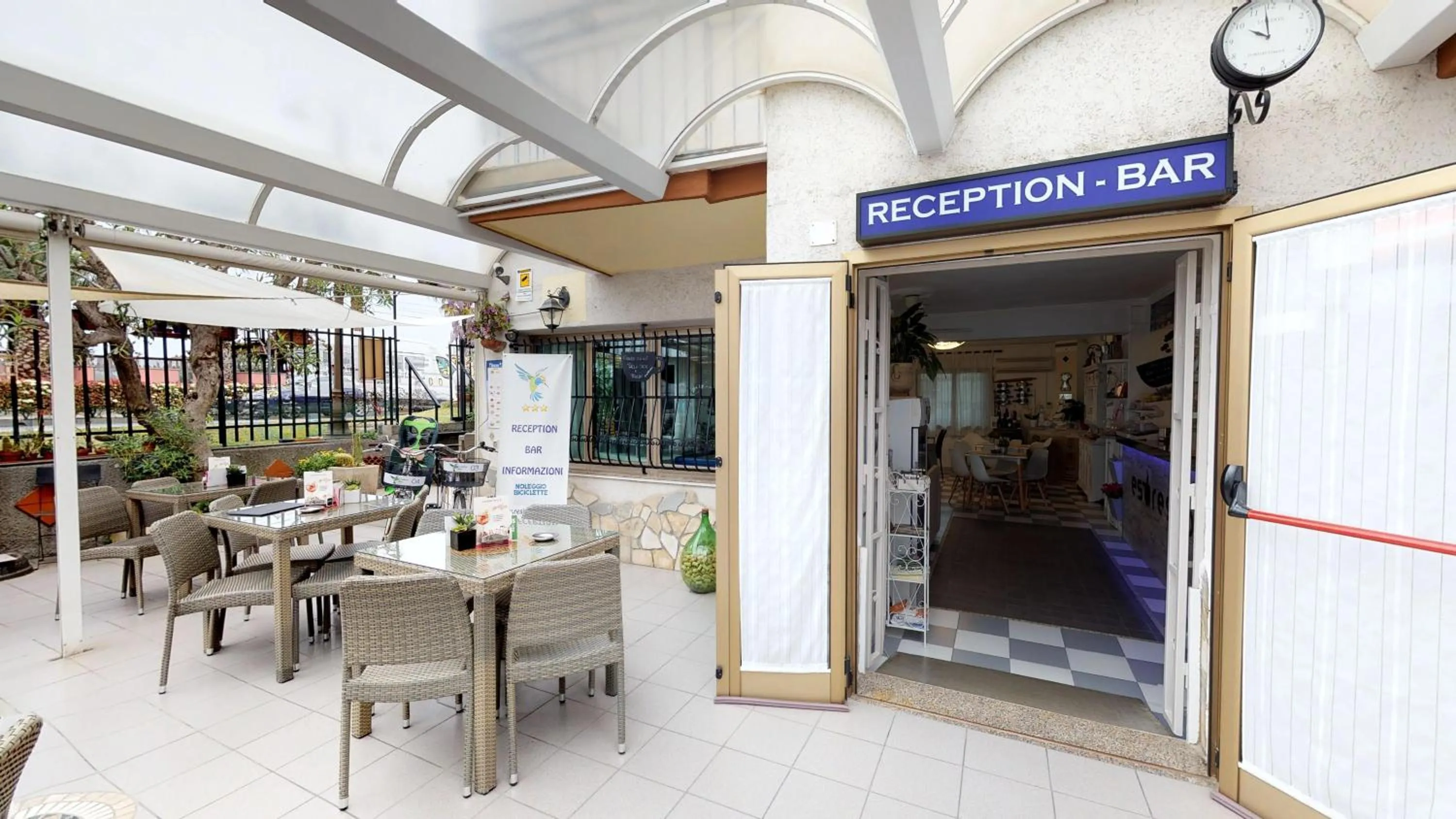 Garden in Residence Colibrì Family & Bike