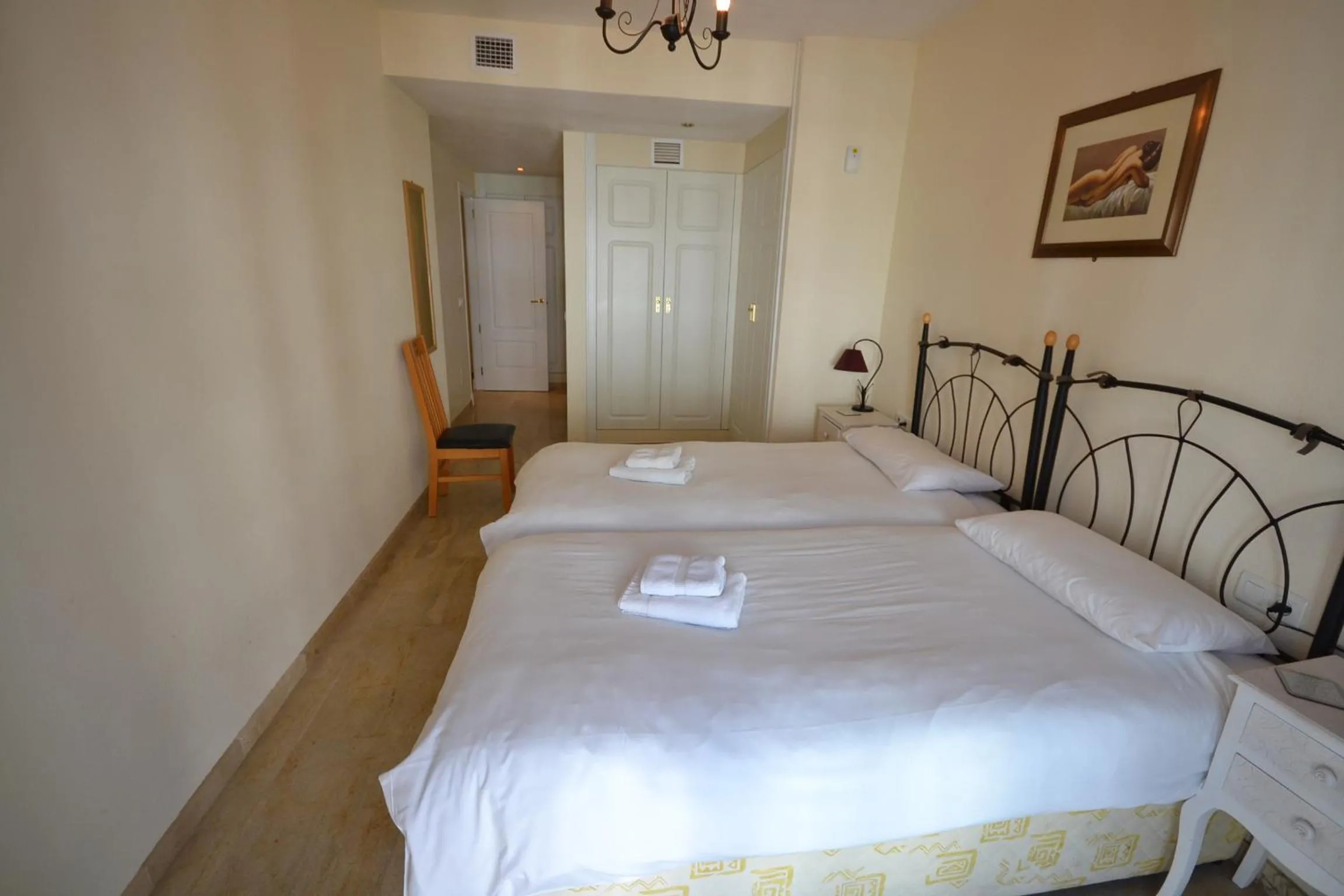 Other, Bed in marina real 425