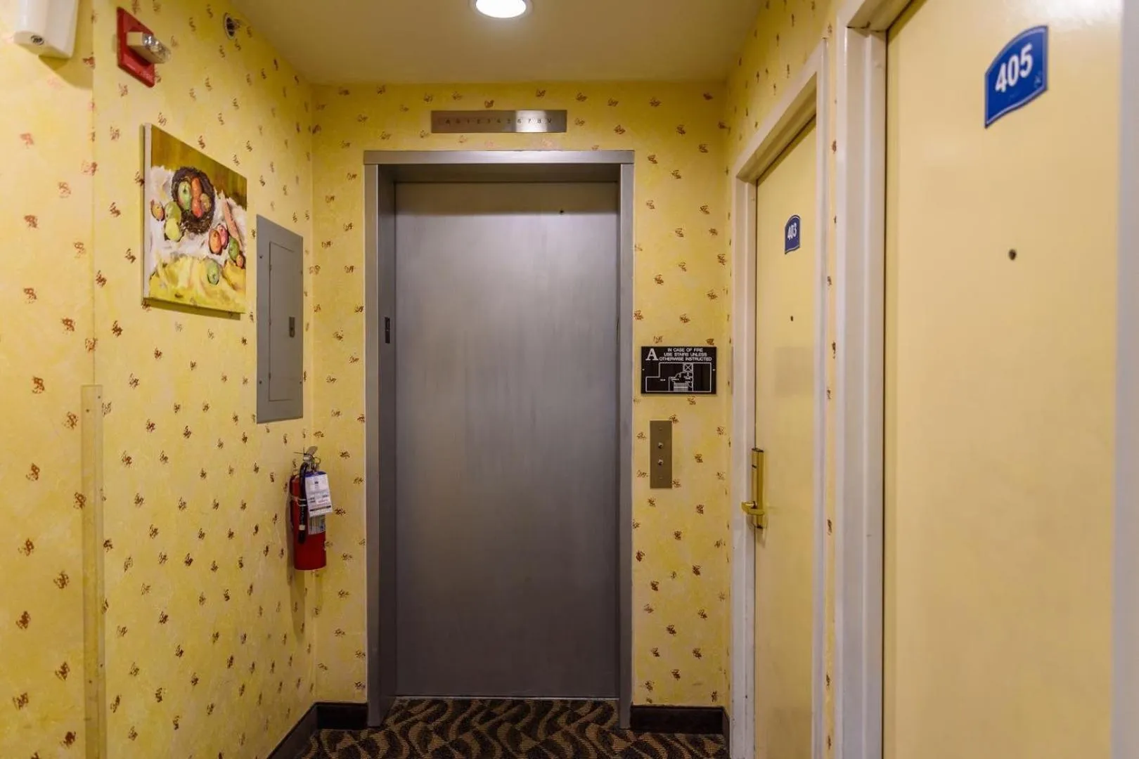 Floor plan in Flushing Central Hotel 88